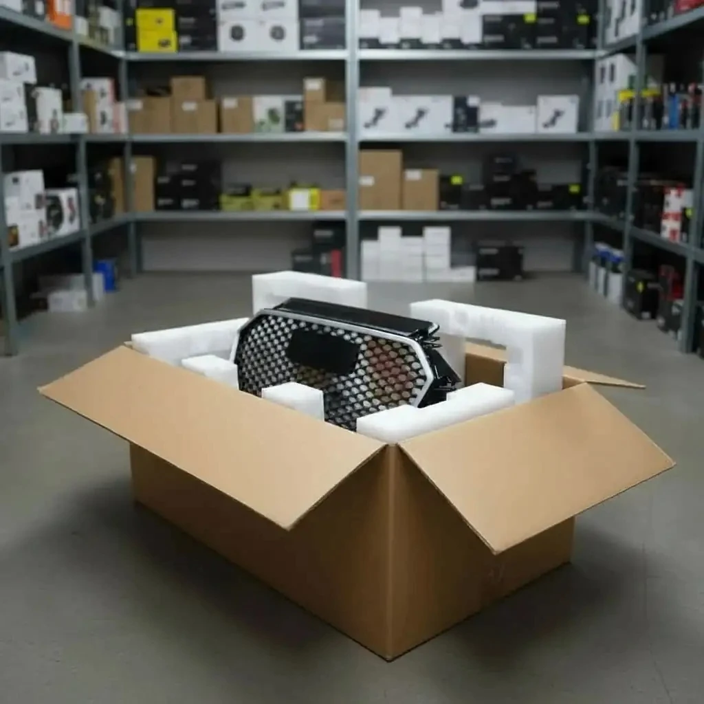 Audi A3 Panjur (2016+ Uyumlu – RS Görünüm – Quattro Yazılı – Krom-Gri/Siyah)