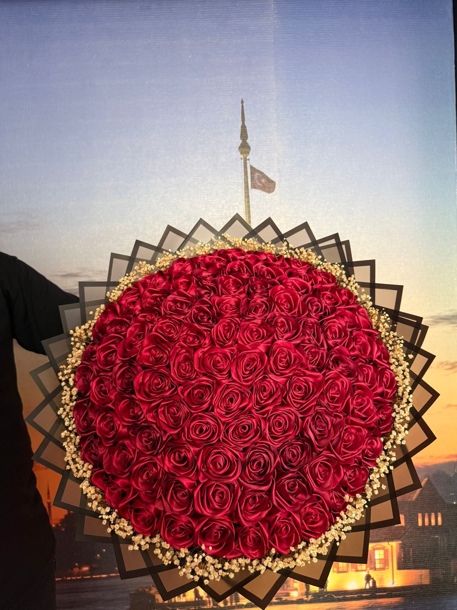 101 Lİ KENAR SÜSLEMELİ BORDO GÜL DIŞI SİYAH - İSTENİLEN RENK YAPILIR - İSTEME SÖZ NİŞAN BUKETİMİZ