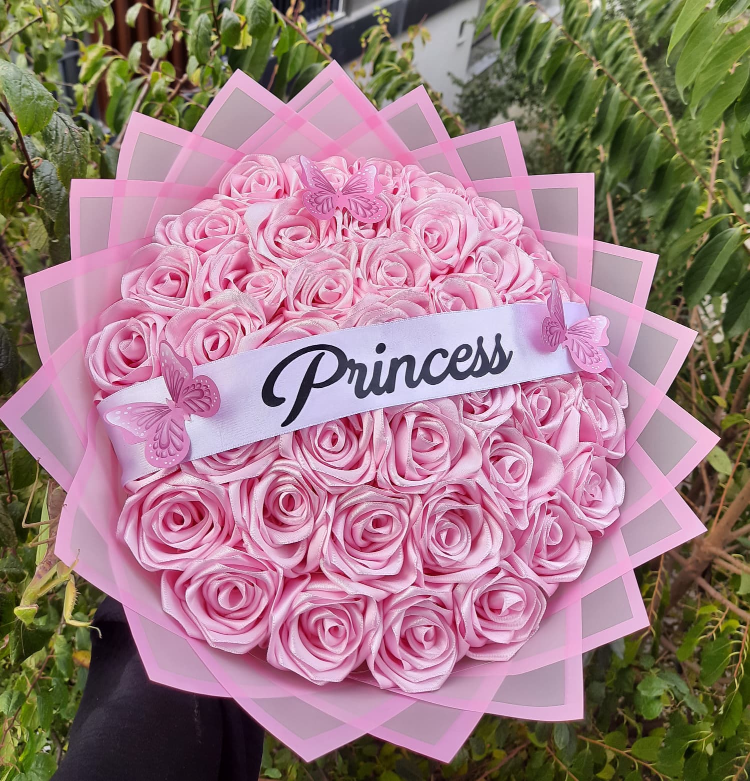 41 Lİ PEMBE GÜL DIŞI PEMBE - LEDLİ - KUŞAK YAZILI