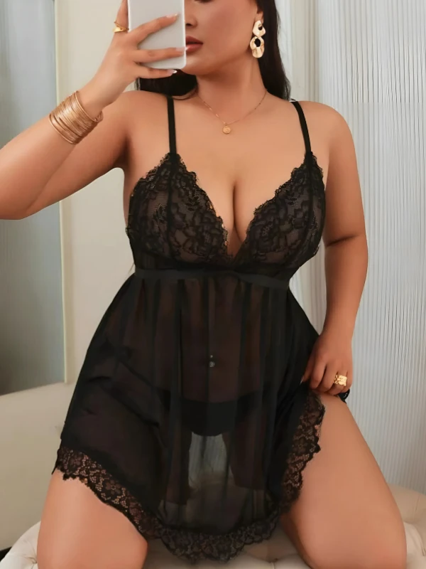 Altın Işıltılı Siyah Zarafet: Dantel Detaylı Gecelik