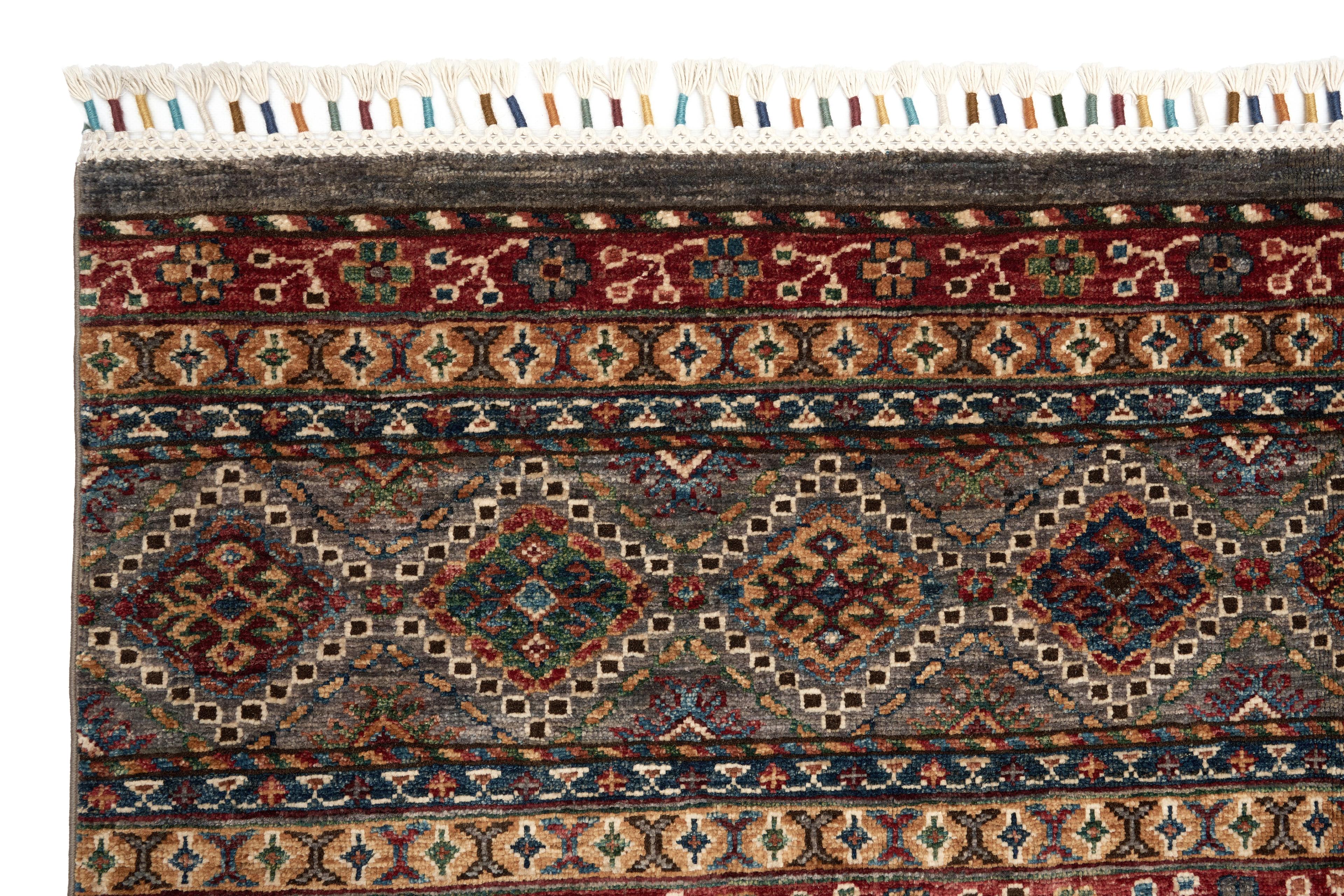 Teachers Carpet Hand Woven Insaaf Bahtiyari ÖDİB430