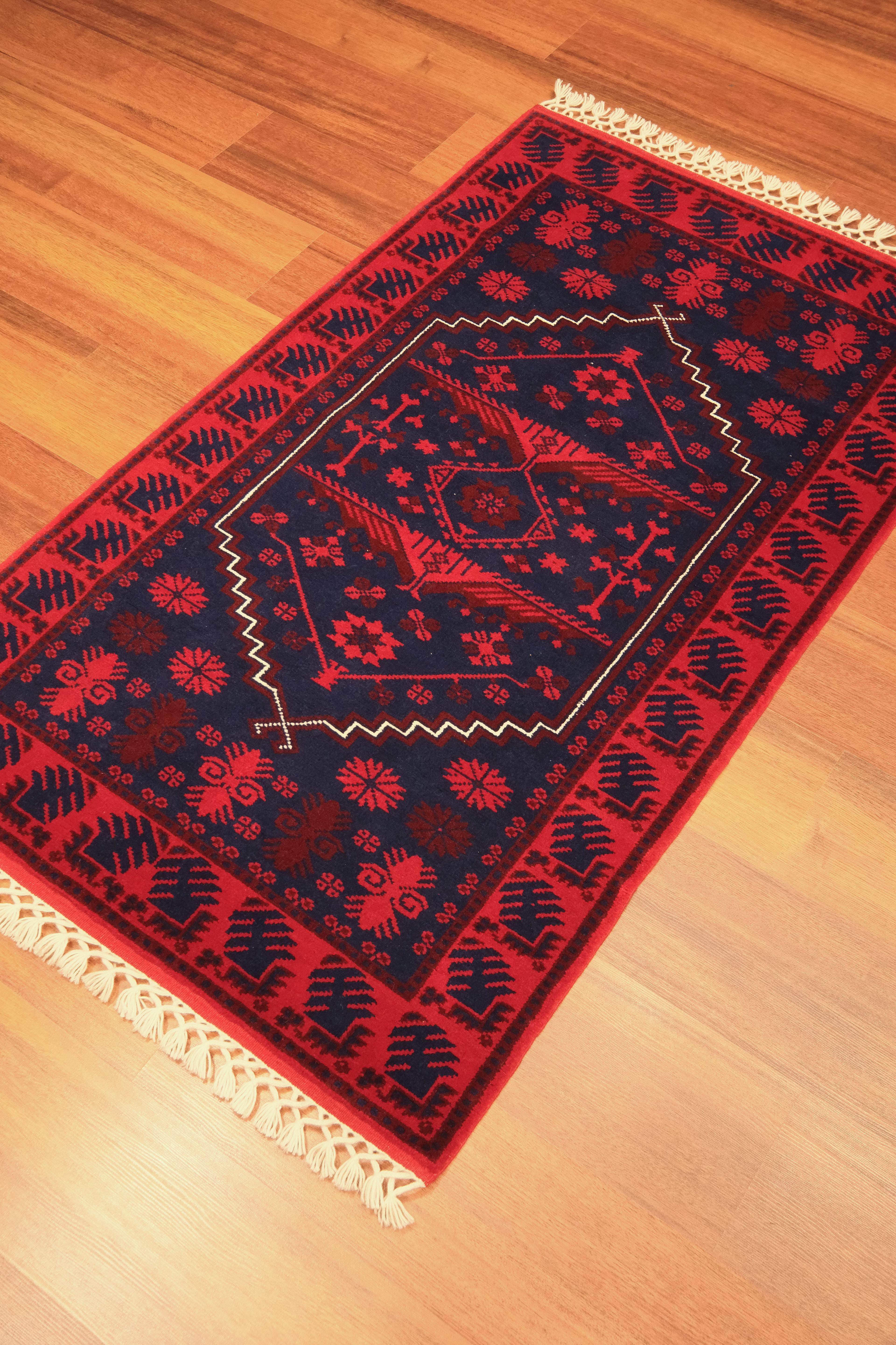 Öğretmenler Carpet Hand-Woven Yağcı Bedir Carpet 4564