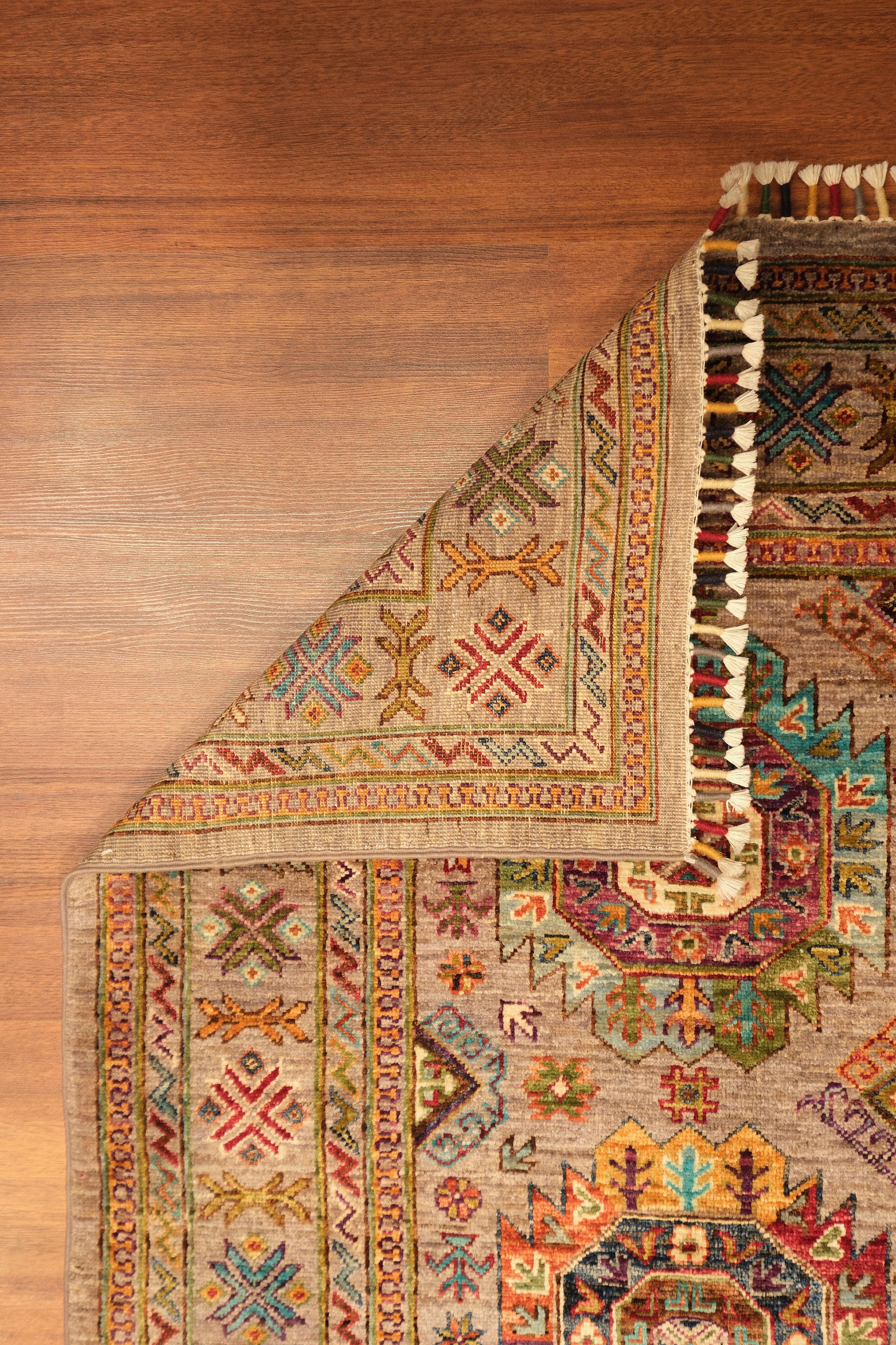 Öğretmenler Carpet Hand-Woven Bakhtiari 6804