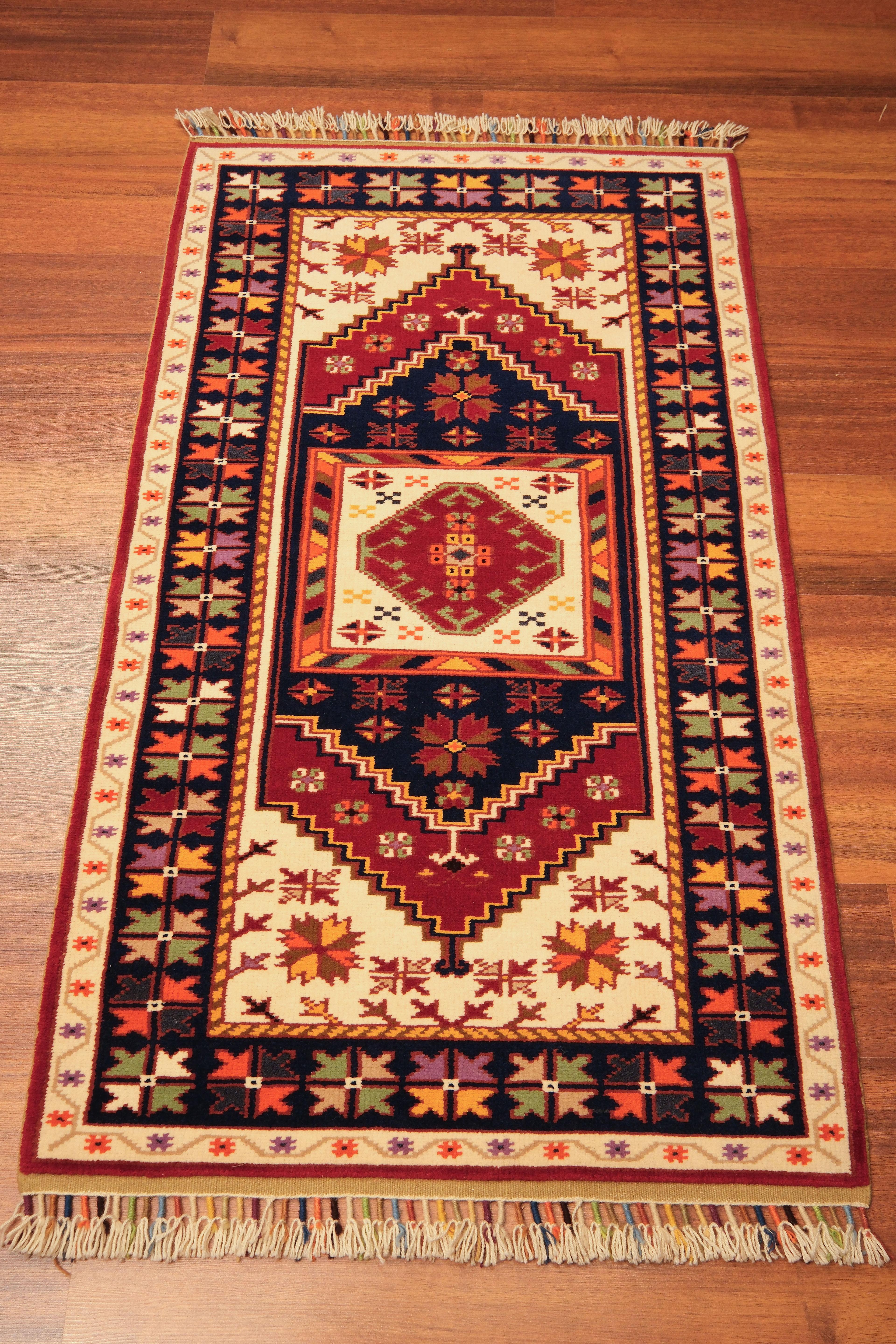 Öğretmenler Carpet Hand Woven Plain Yuntdağ 0468