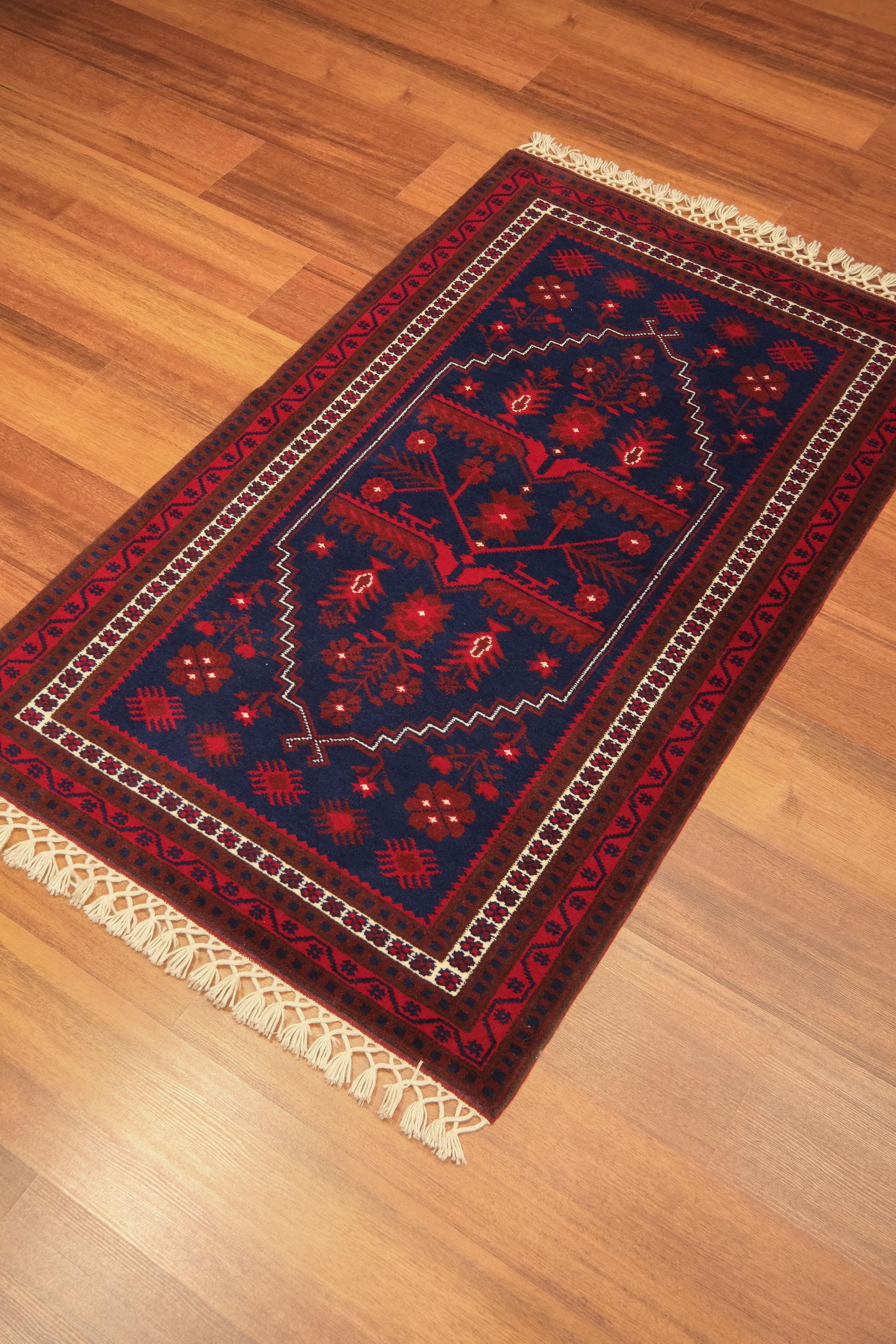 Öğretmenler Carpet Hand-Woven Yağcı Bedir Carpet 5952