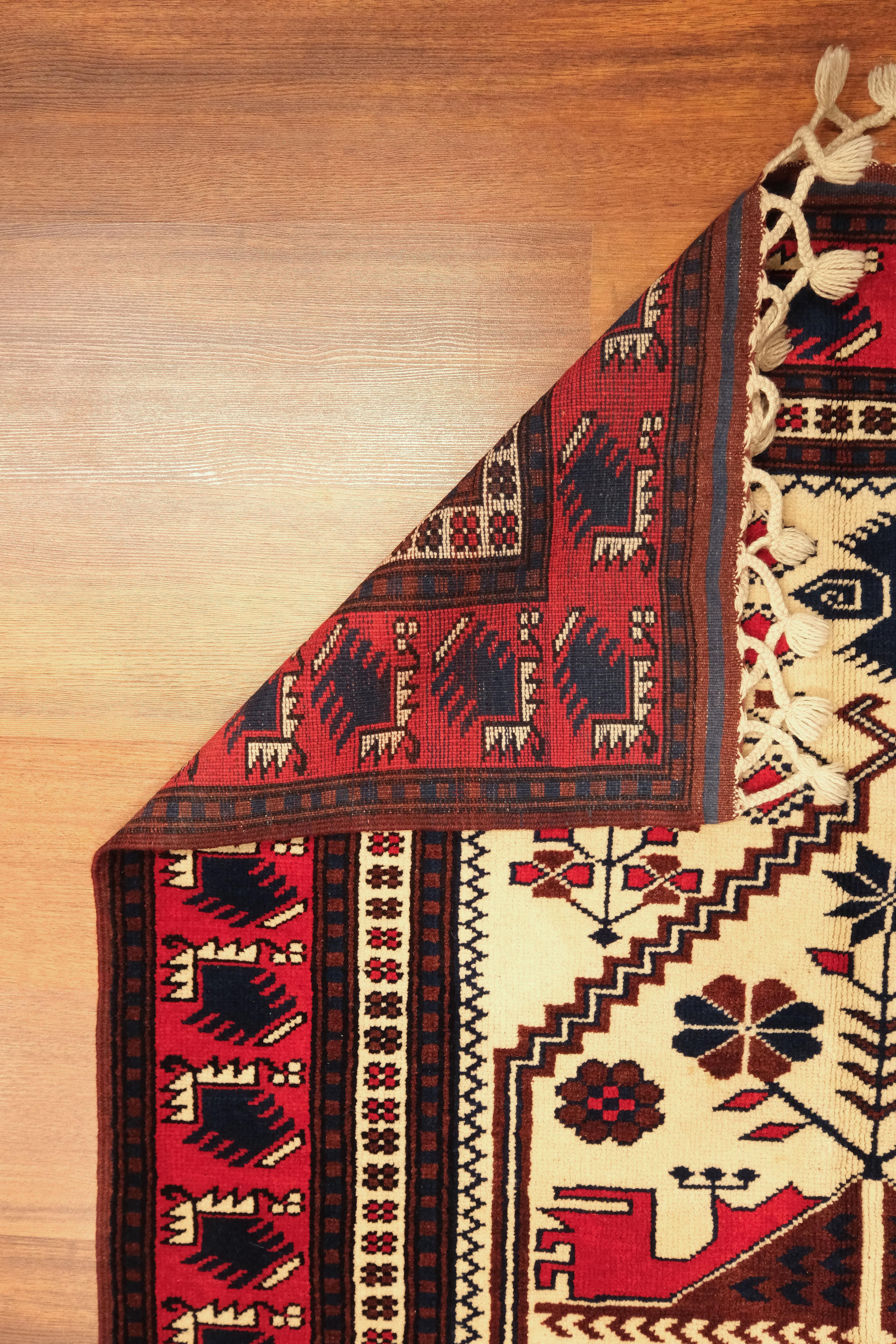 Öğretmenler Carpet Hand-Woven Yağcı Bedir Carpet 7984