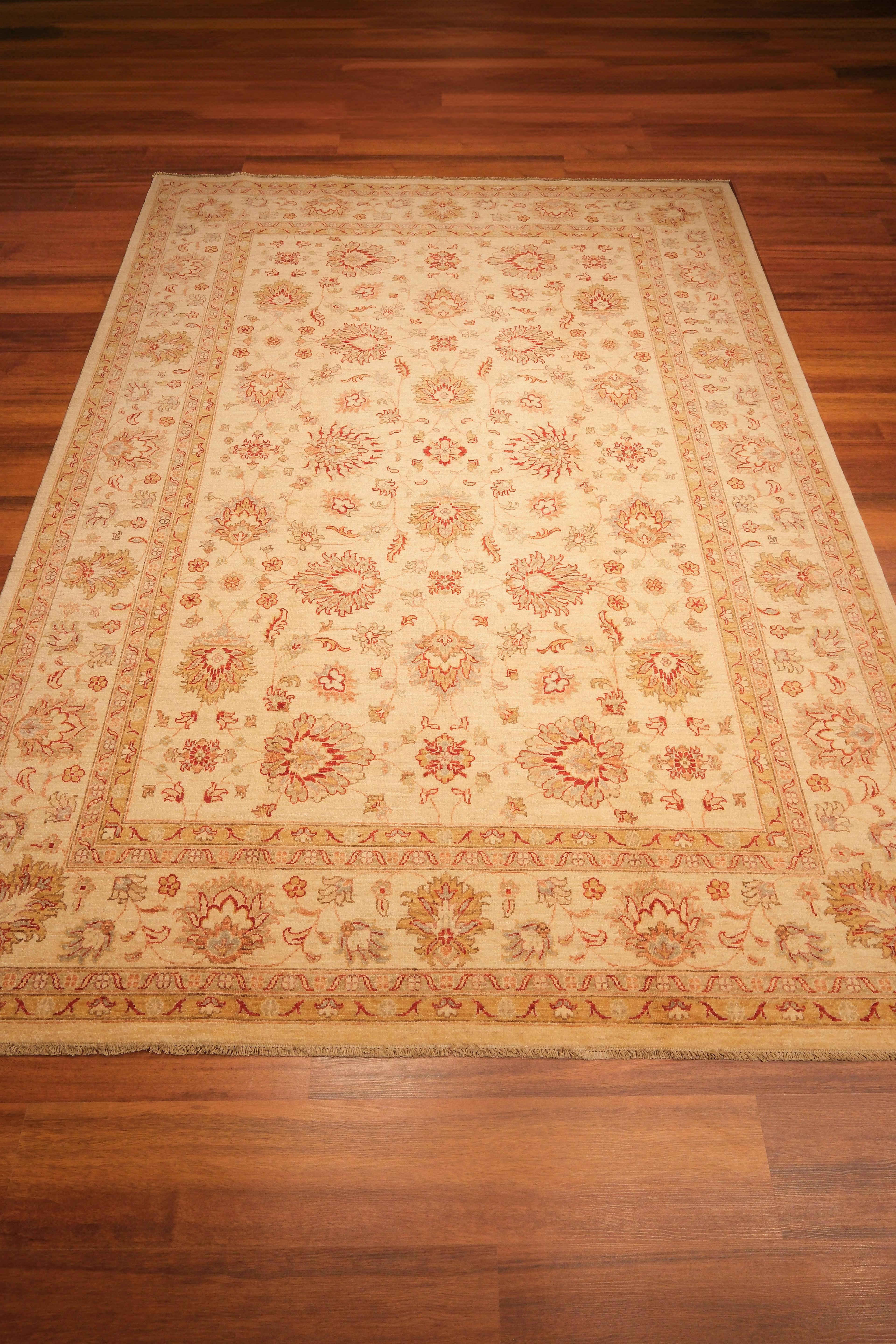 Öğretmenler Carpet Hand Woven Polo Uşak Carpet 2981