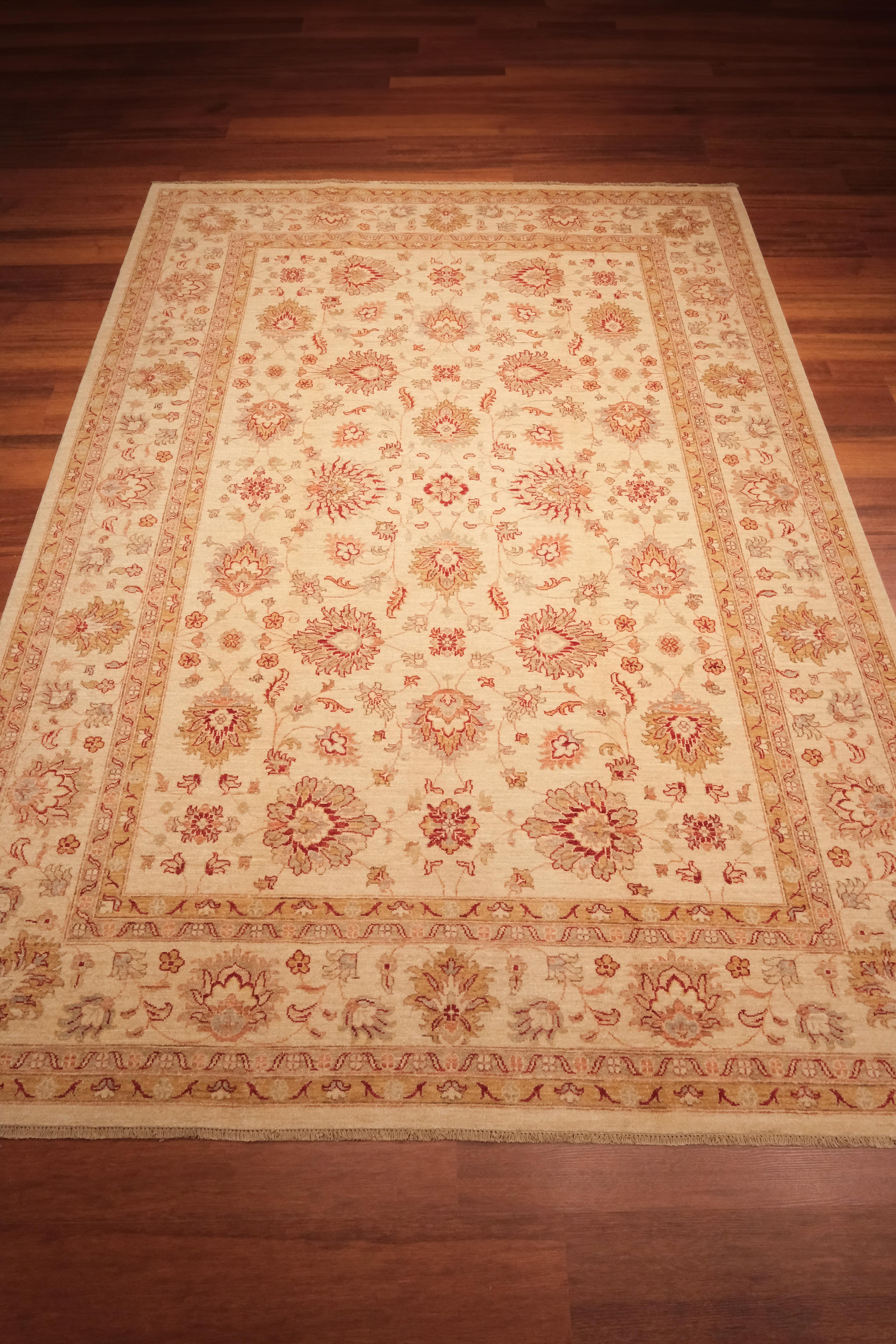 Öğretmenler Carpet Hand Woven Polo Uşak Carpet 2981