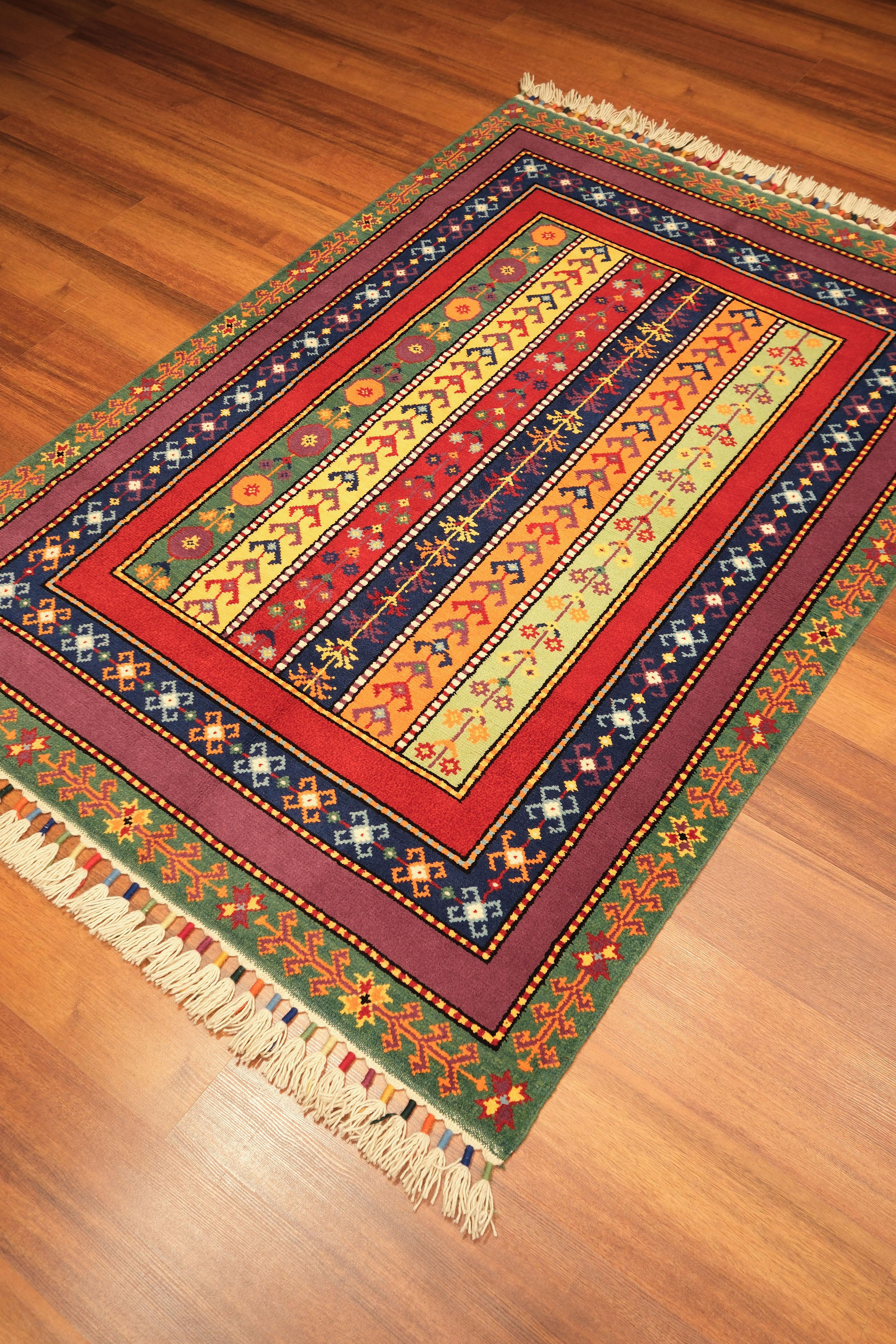 Öğretmenler Carpet Hand Woven Shawl Carpet 7945