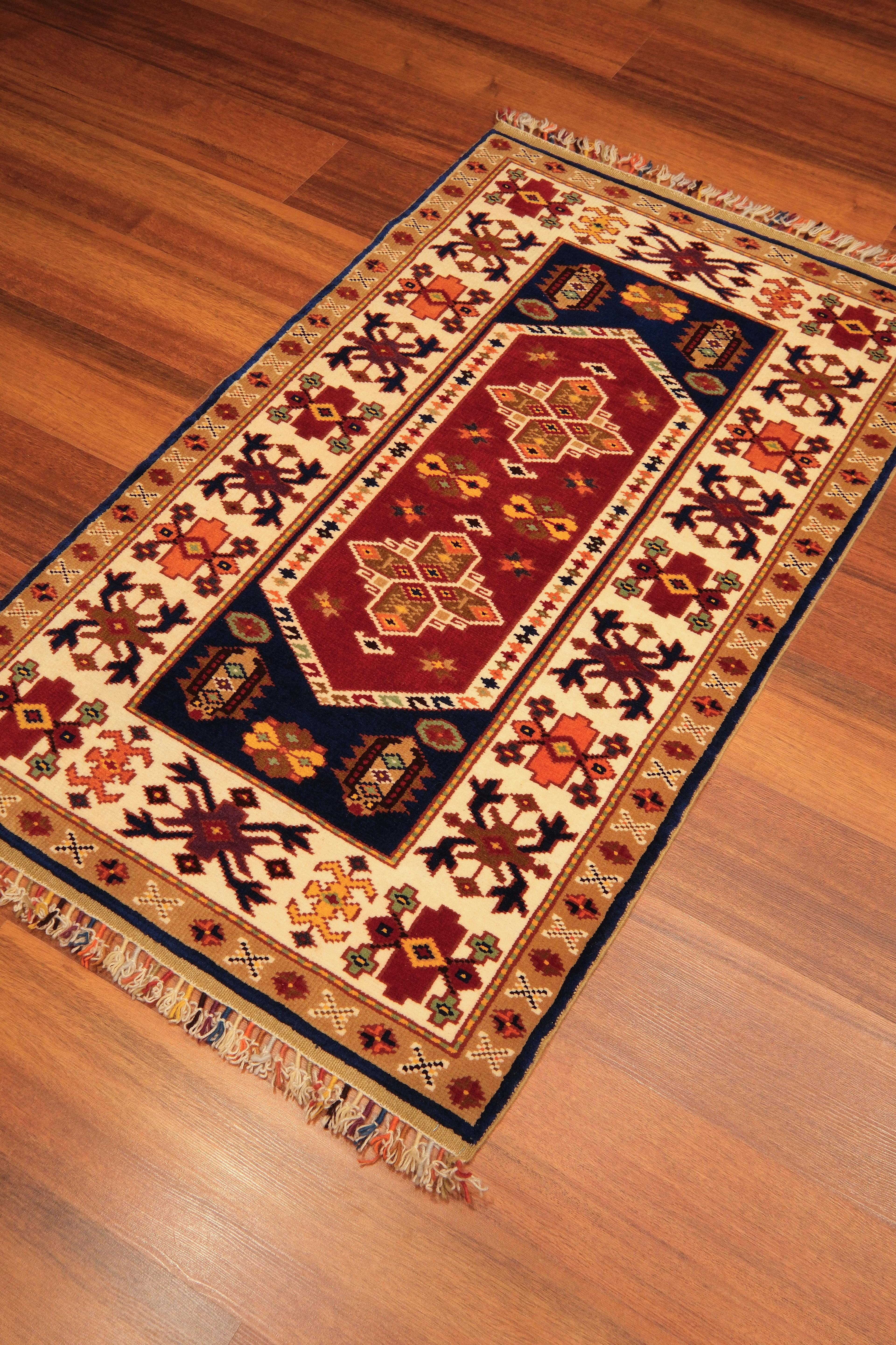 Öğretmenler Carpet Hand Woven Plain Yuntdağ 0059