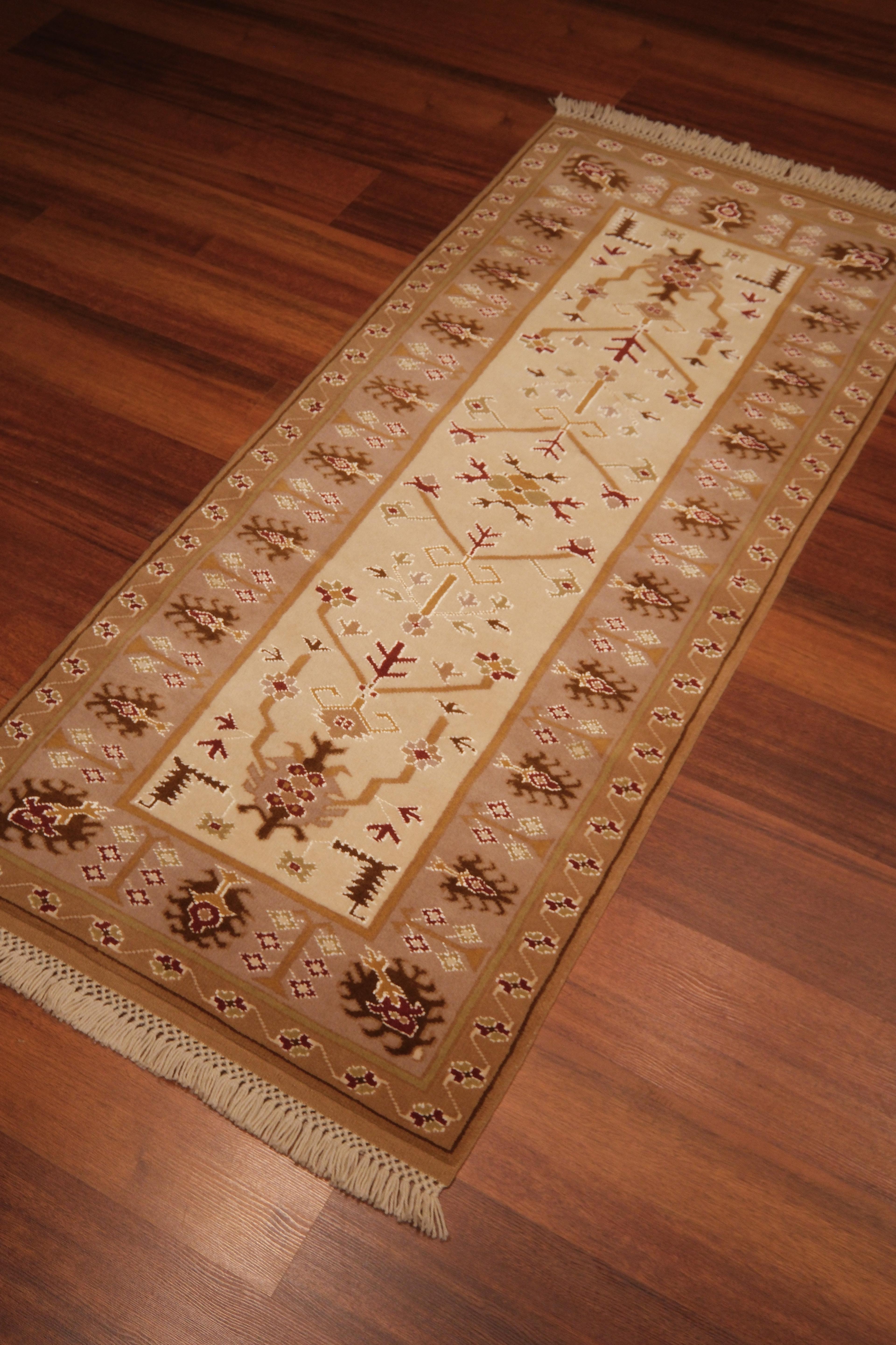 Öğretmenler Carpet Hand Woven Plain Antique Yoruk Carpet 89x190