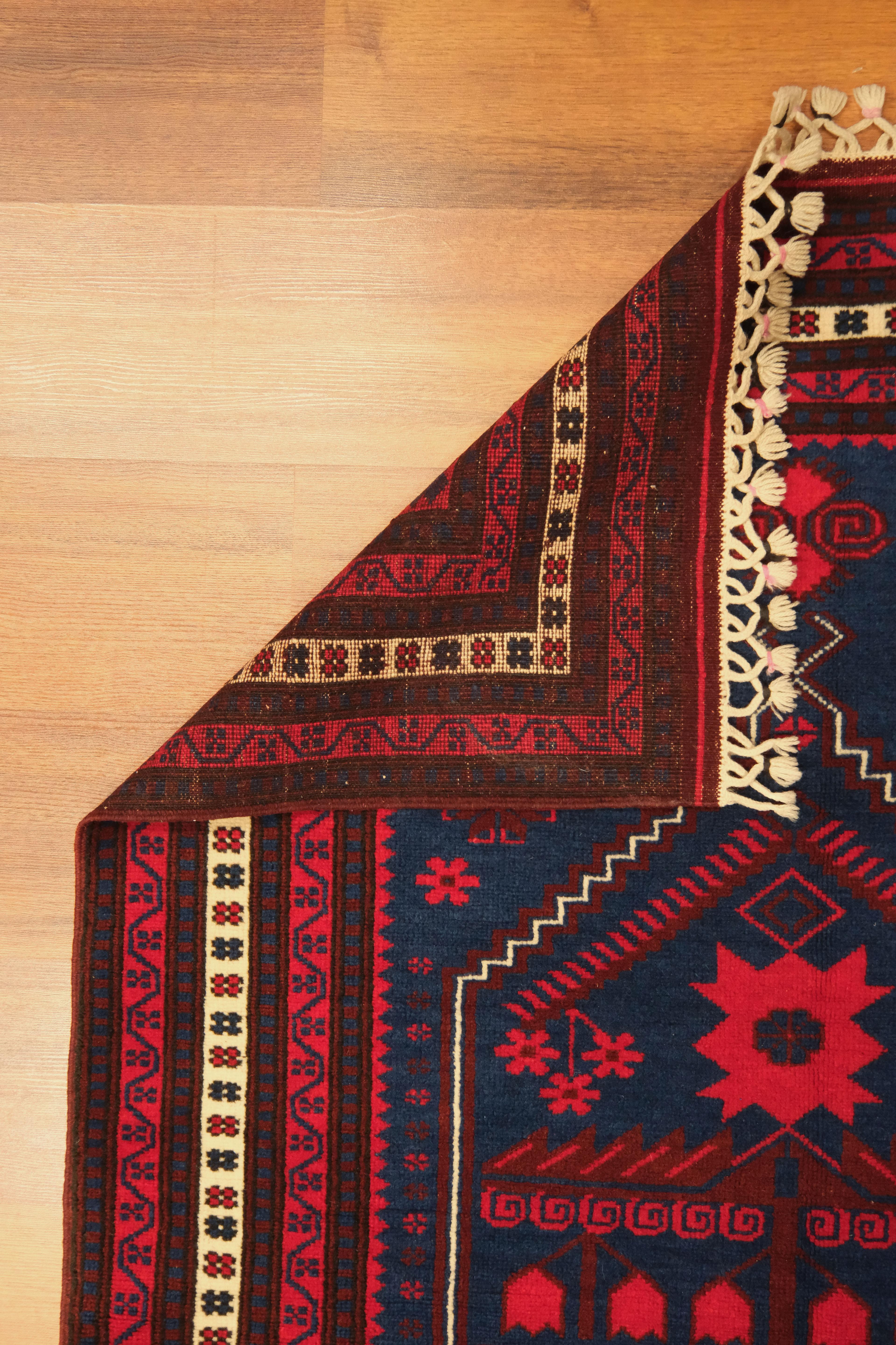 Öğretmenler Carpet Hand-Woven Yağcı Bedir Carpet 3744