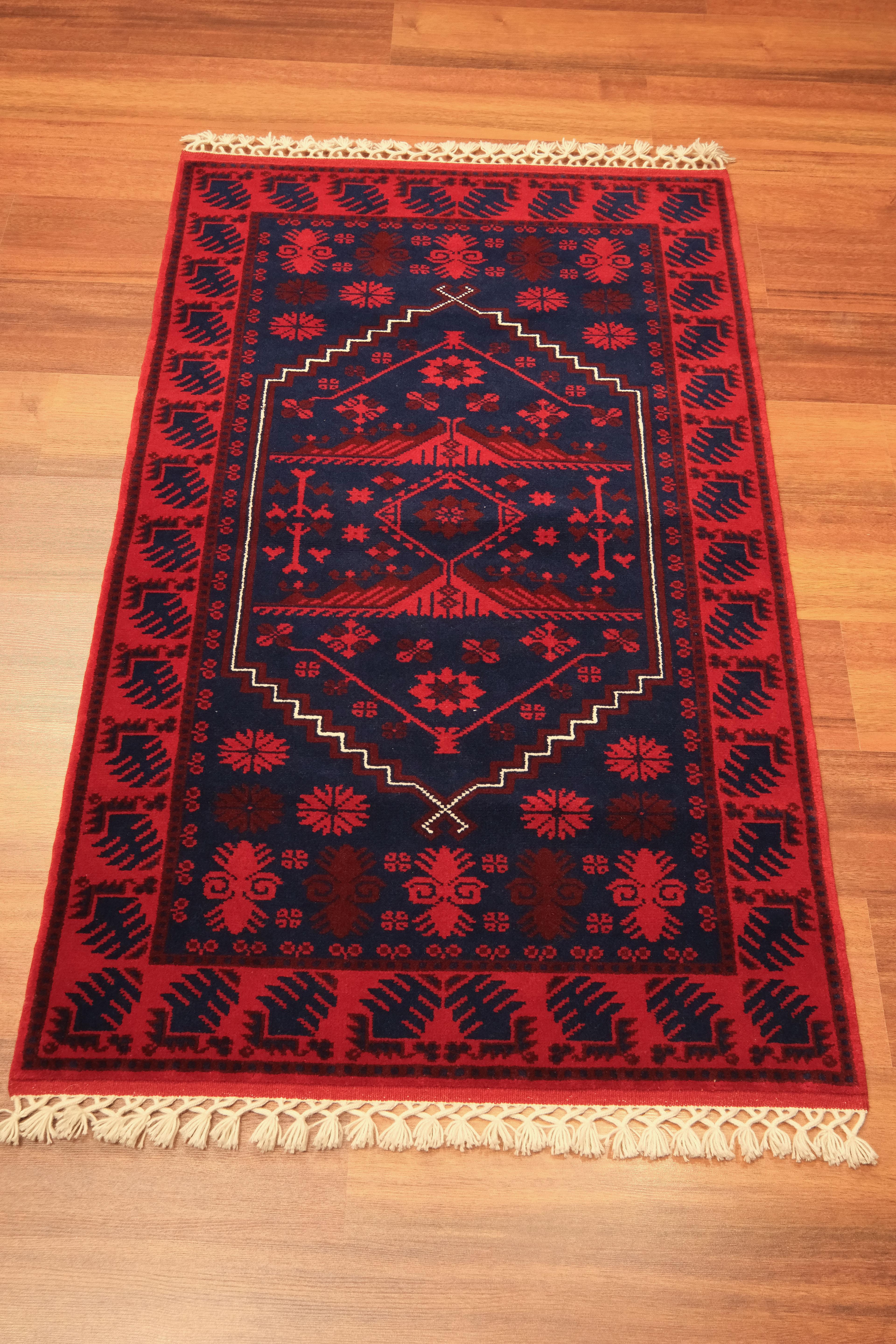 Öğretmenler Carpet Hand-Woven Yağcı Bedir Carpet 4564