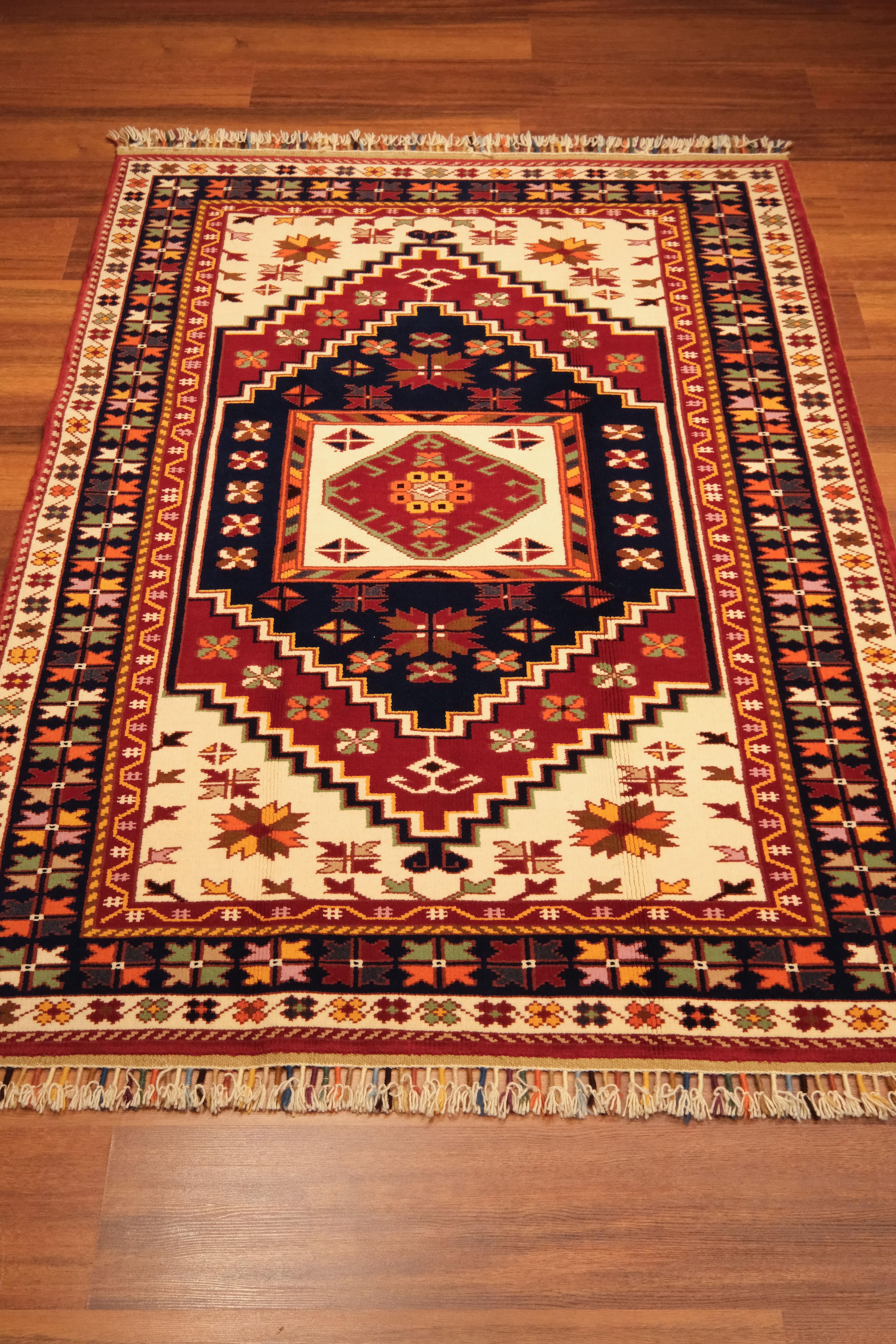 Öğretmenler Carpet Hand Woven Plain Yuntdağ 4960