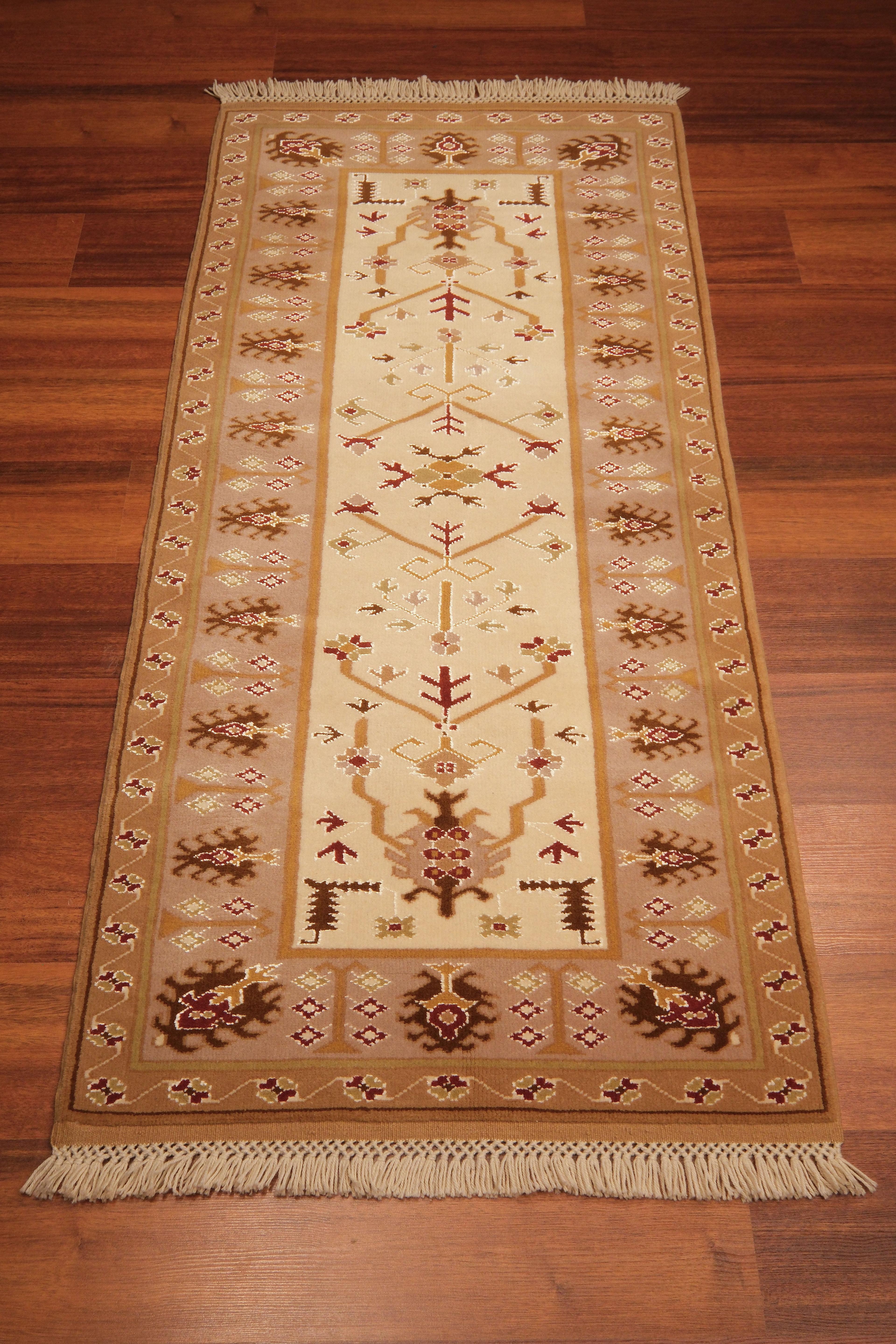 Öğretmenler Carpet Hand Woven Plain Antique Yoruk Carpet 89x190