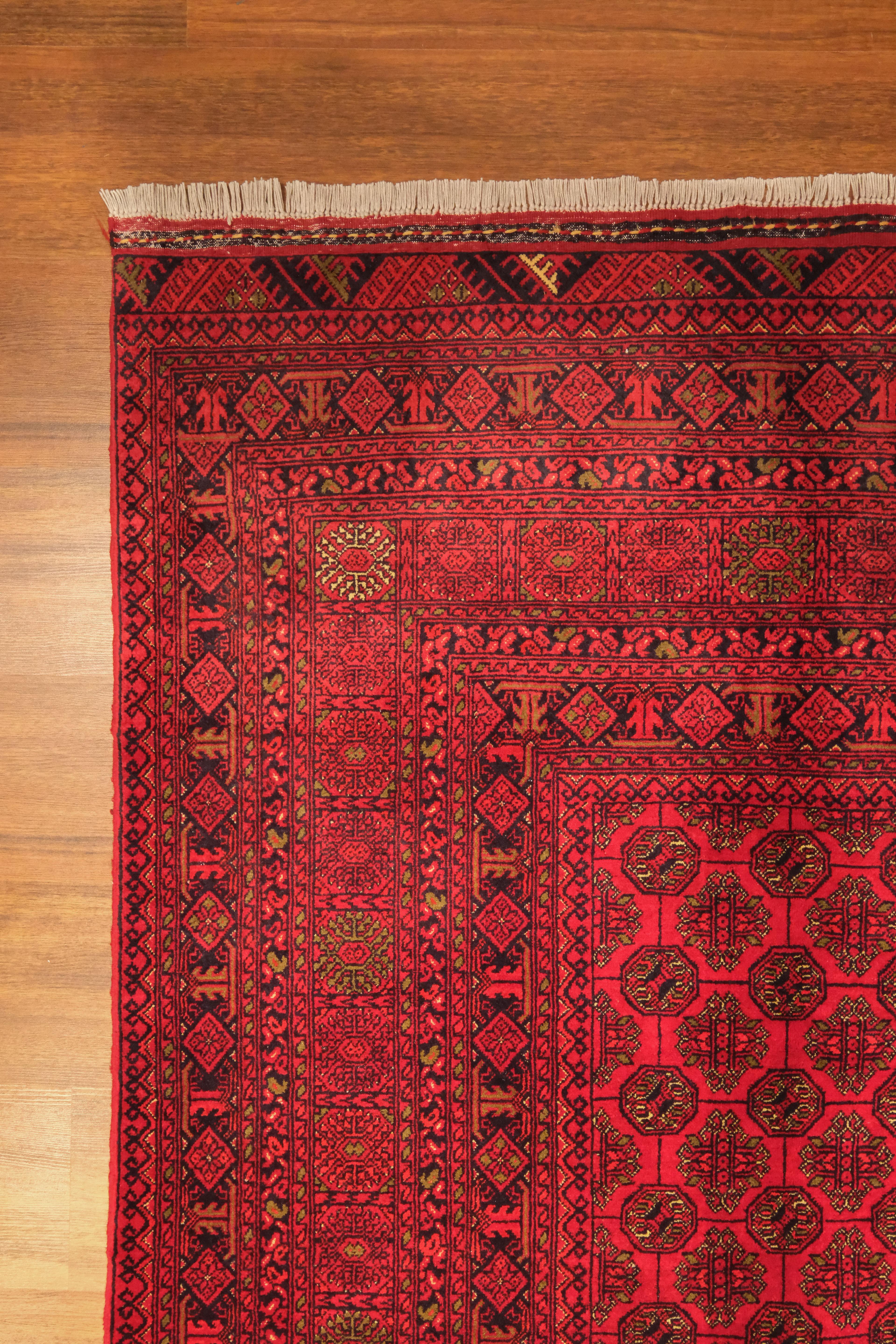 Öğretmenler Carpet Hand Woven Tegap Bukhara Rug 5657