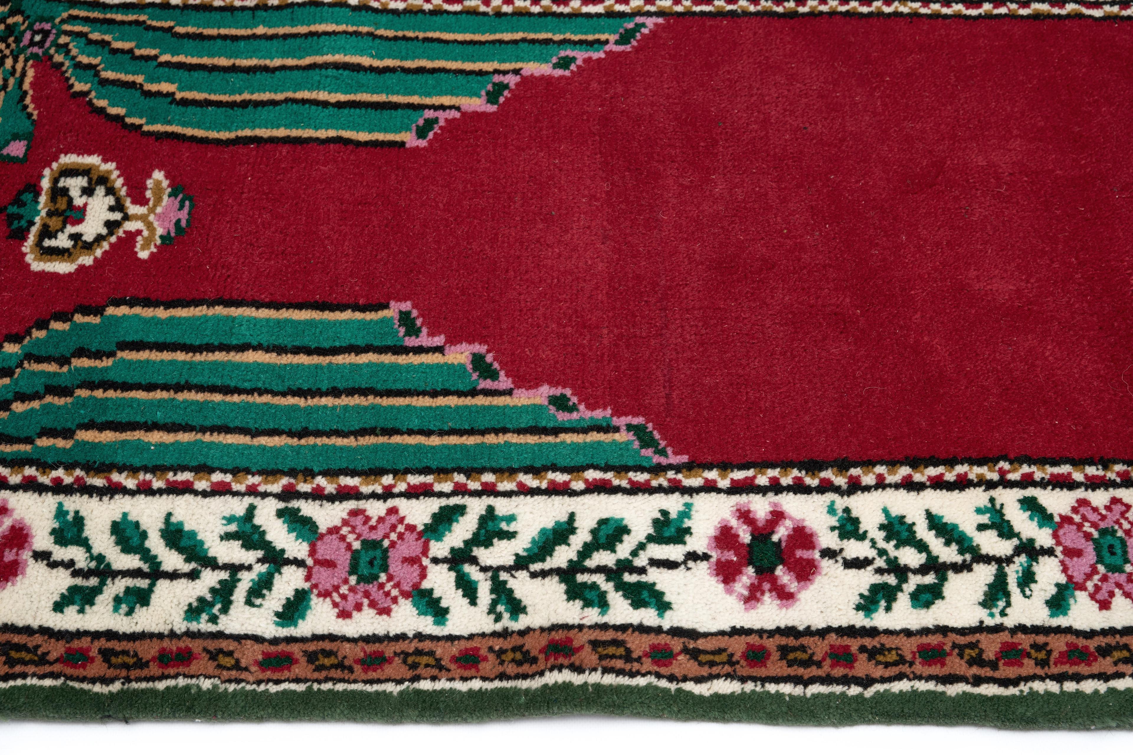 Teachers Carpet Hand Woven Quarter Milas EH SFC285