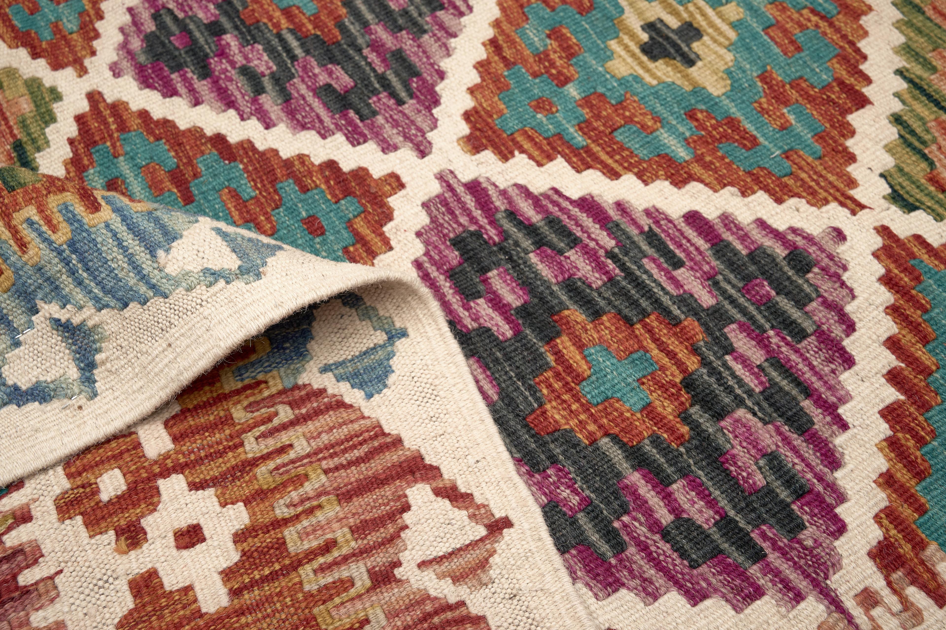 Teachers Carpet Hand Woven Insaaf Kilim ÖDIK478