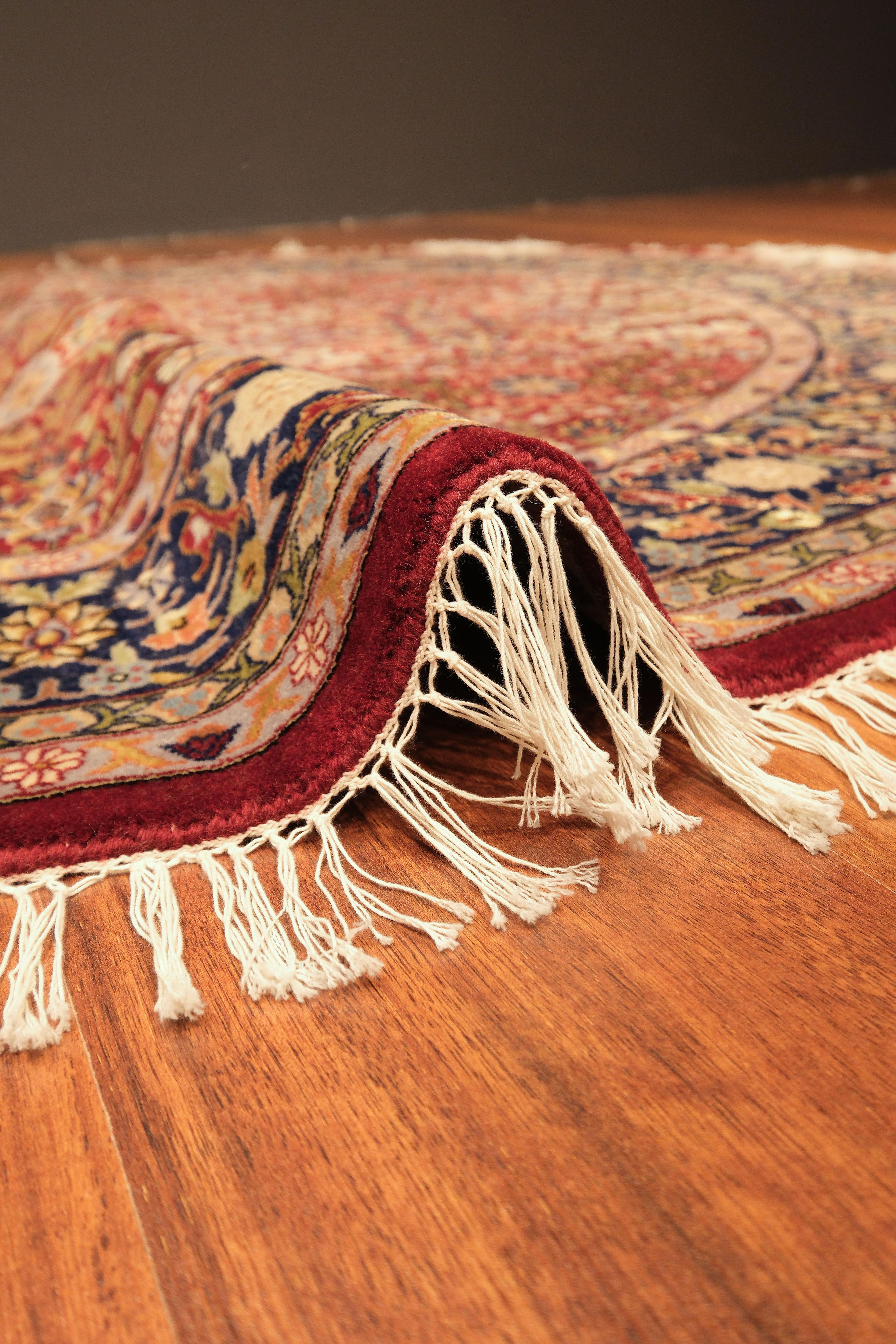 Öğretmenler Carpet Hand Woven Oriental Hereke Carpet Round 9856