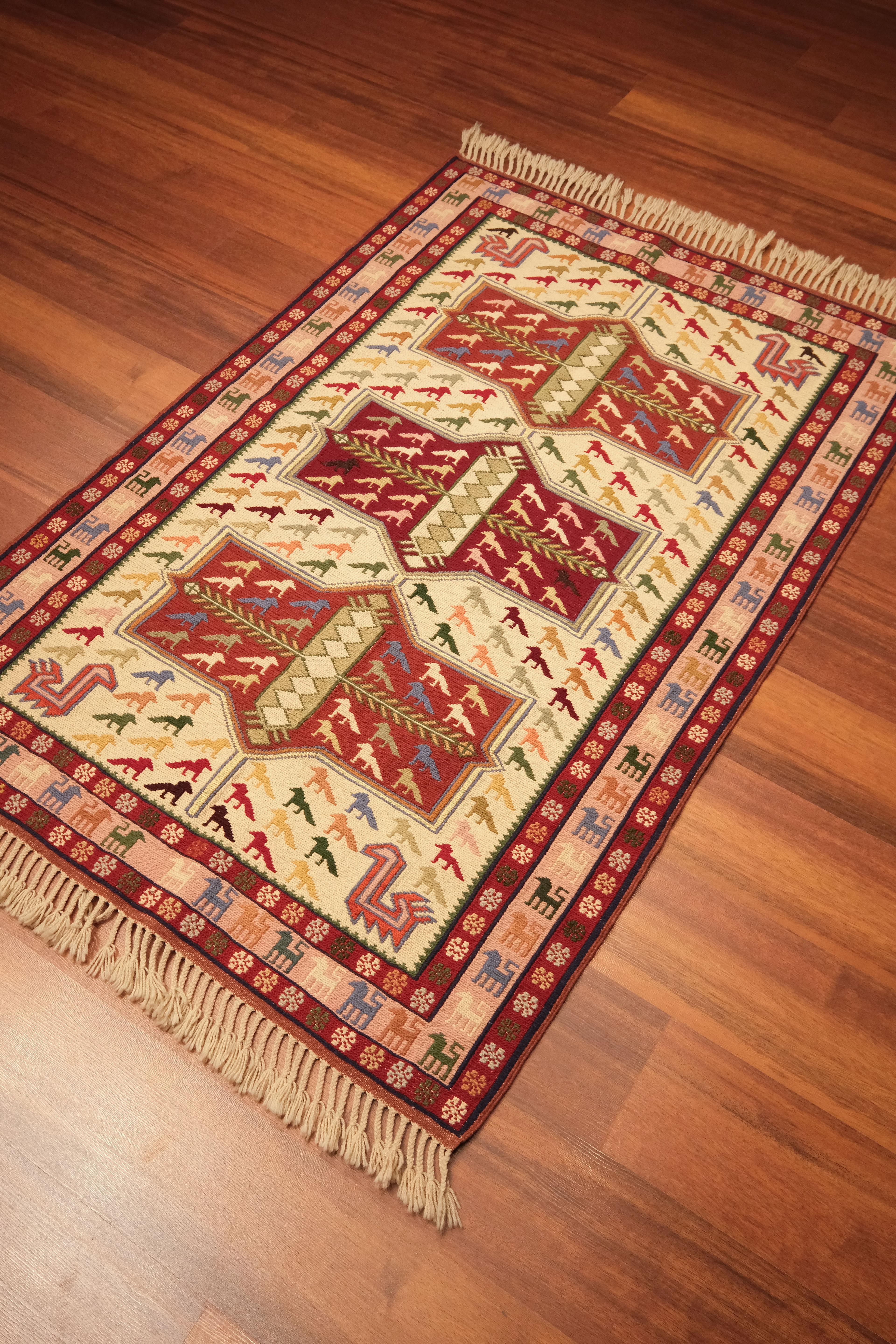 Öğretmenler Halı El Dokuma Sumak Kilim 8140Ç