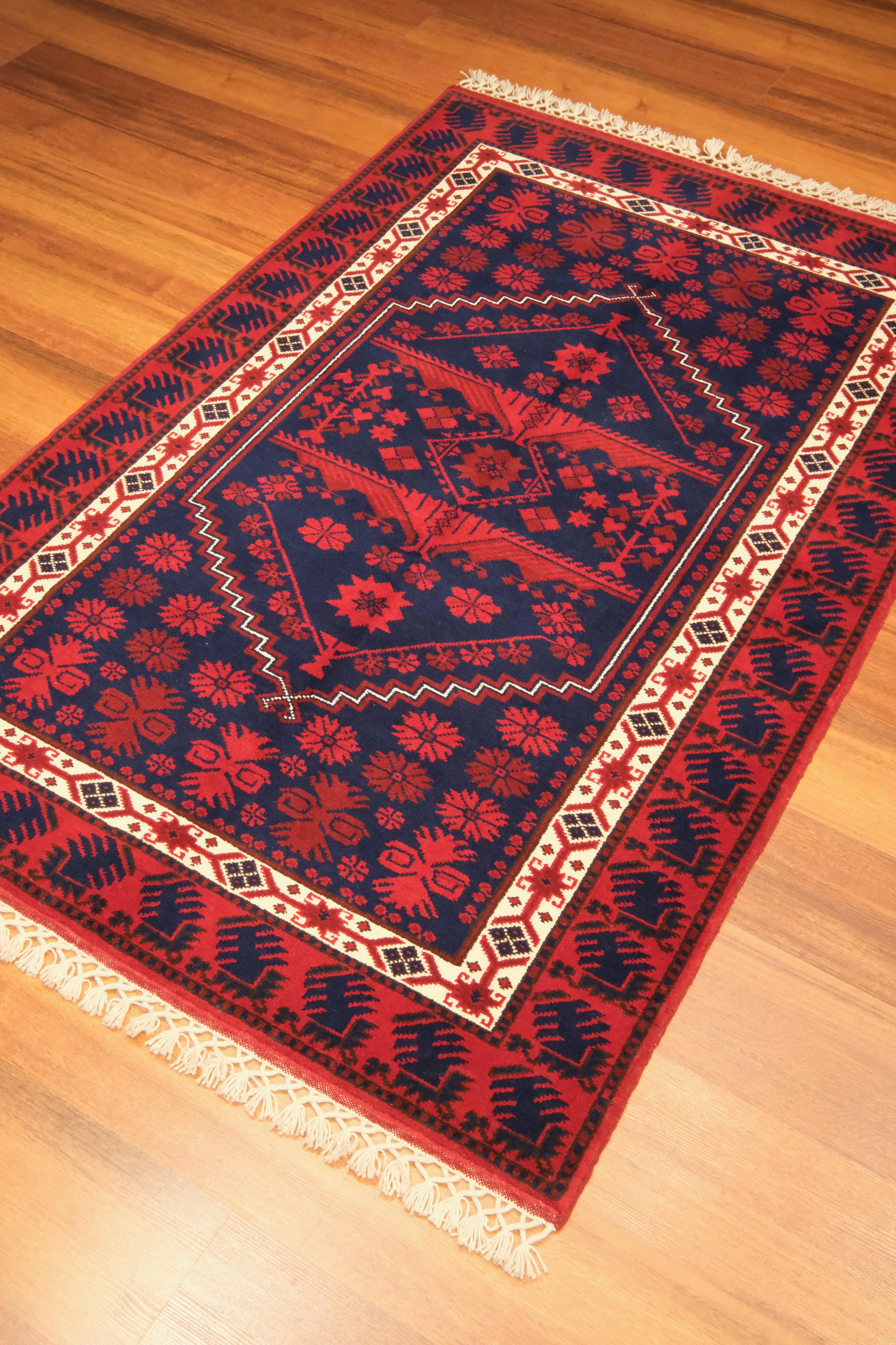 Öğretmenler Carpet Hand-Woven Yağcı Bedir Carpet 126x194