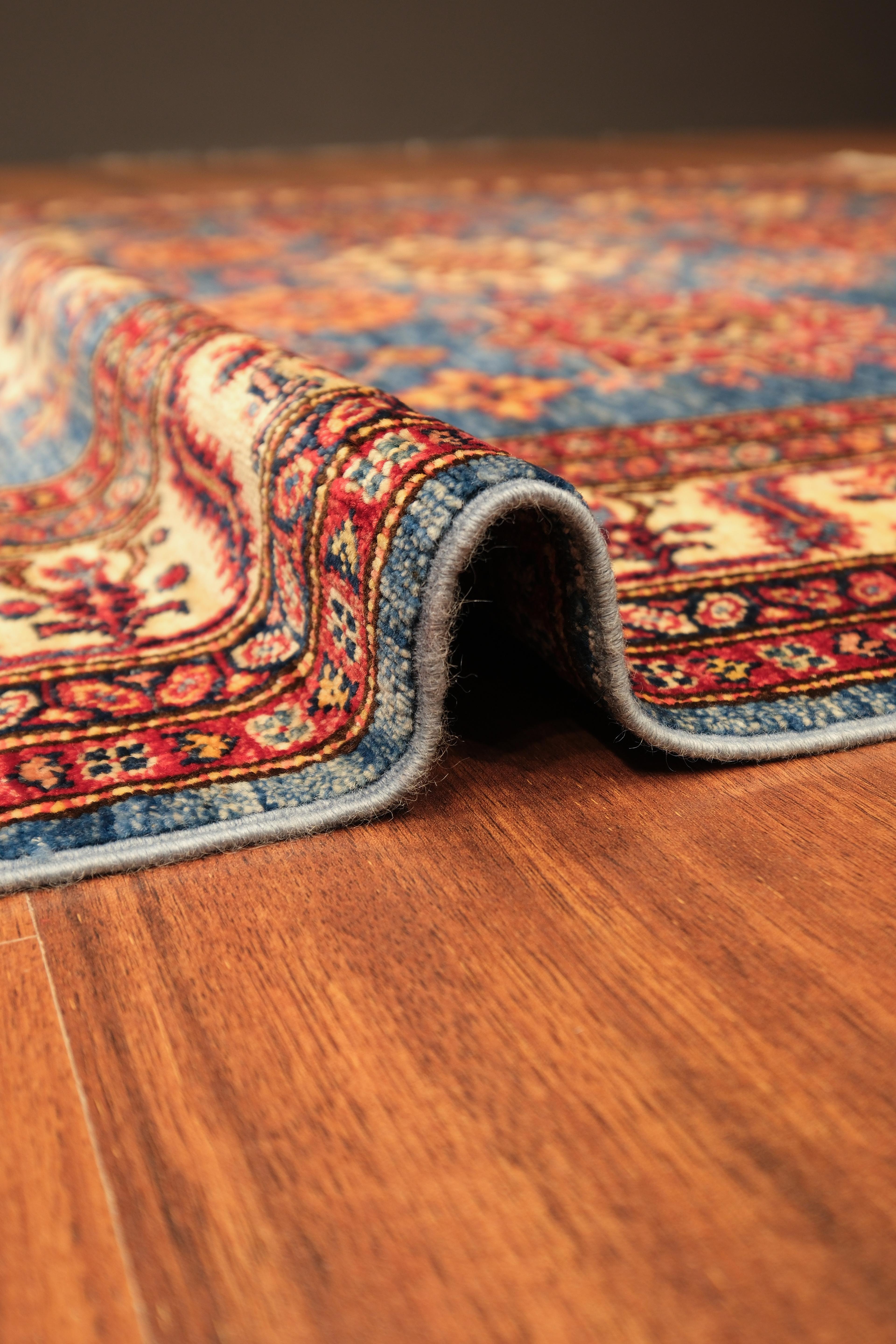 Öğretmenler Carpet Hand Woven Shirvan Carpet 1639