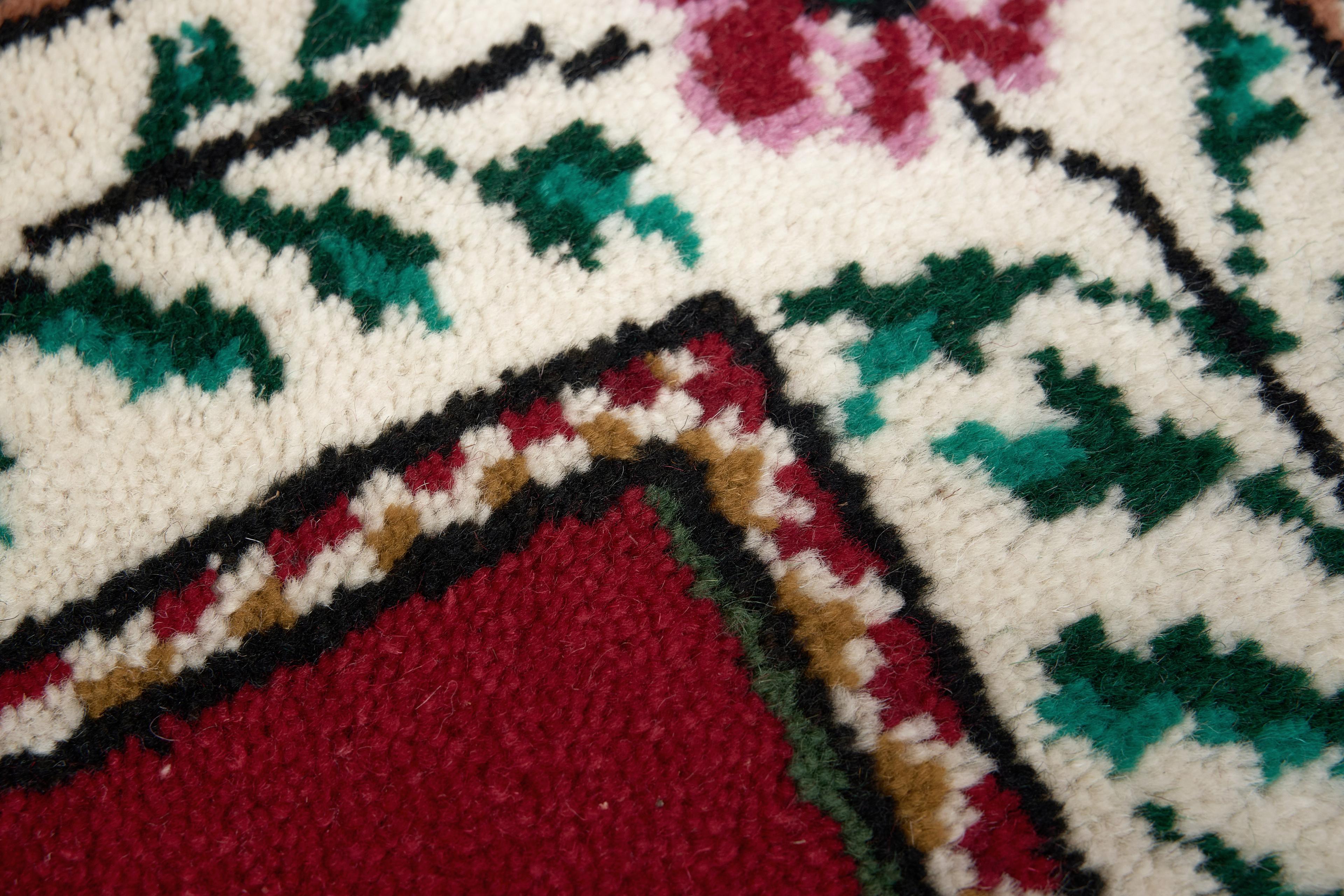 Teachers Carpet Hand Woven Quarter Milas EH SFC285