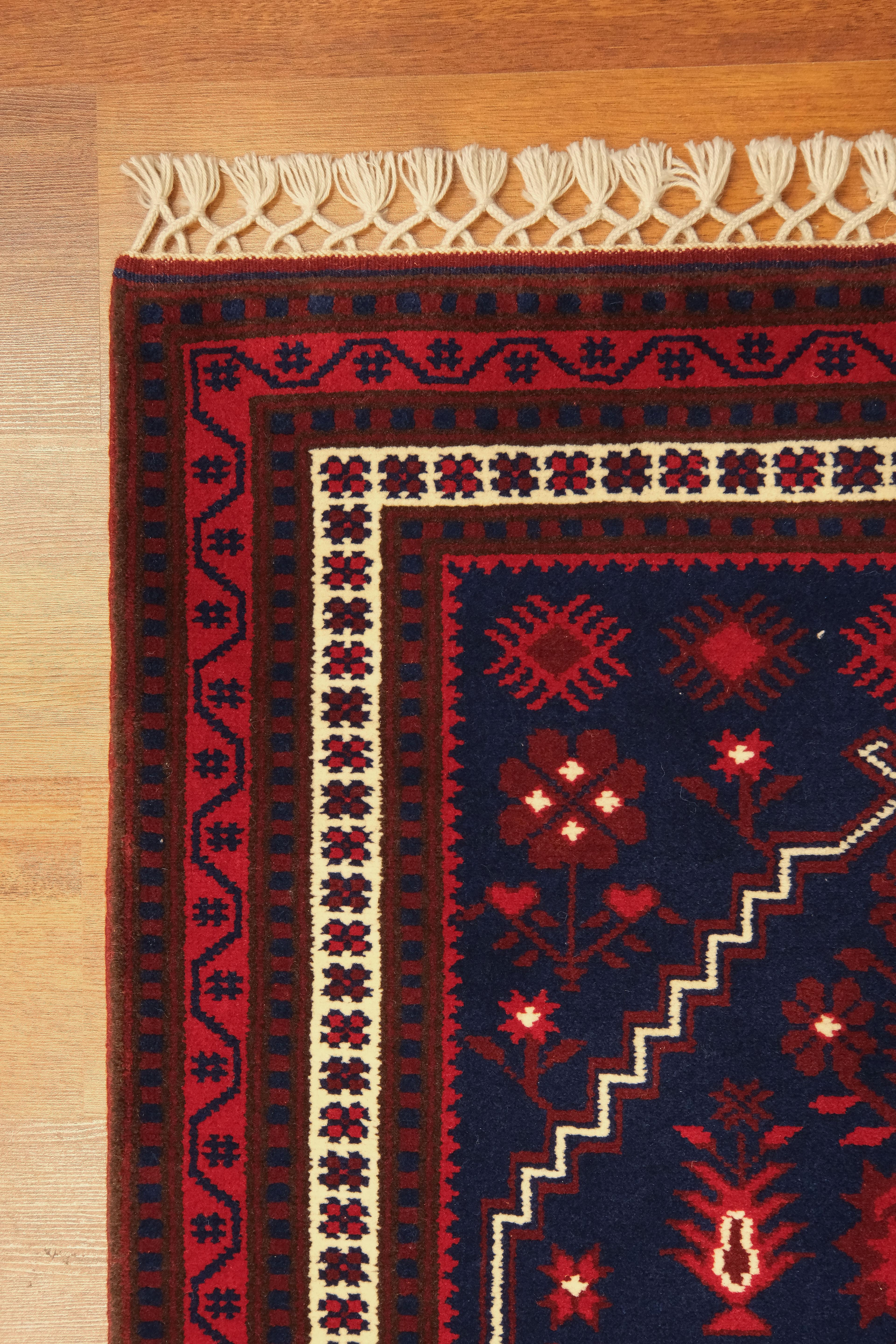 Öğretmenler Carpet Hand-Woven Yağcı Bedir Carpet 5914