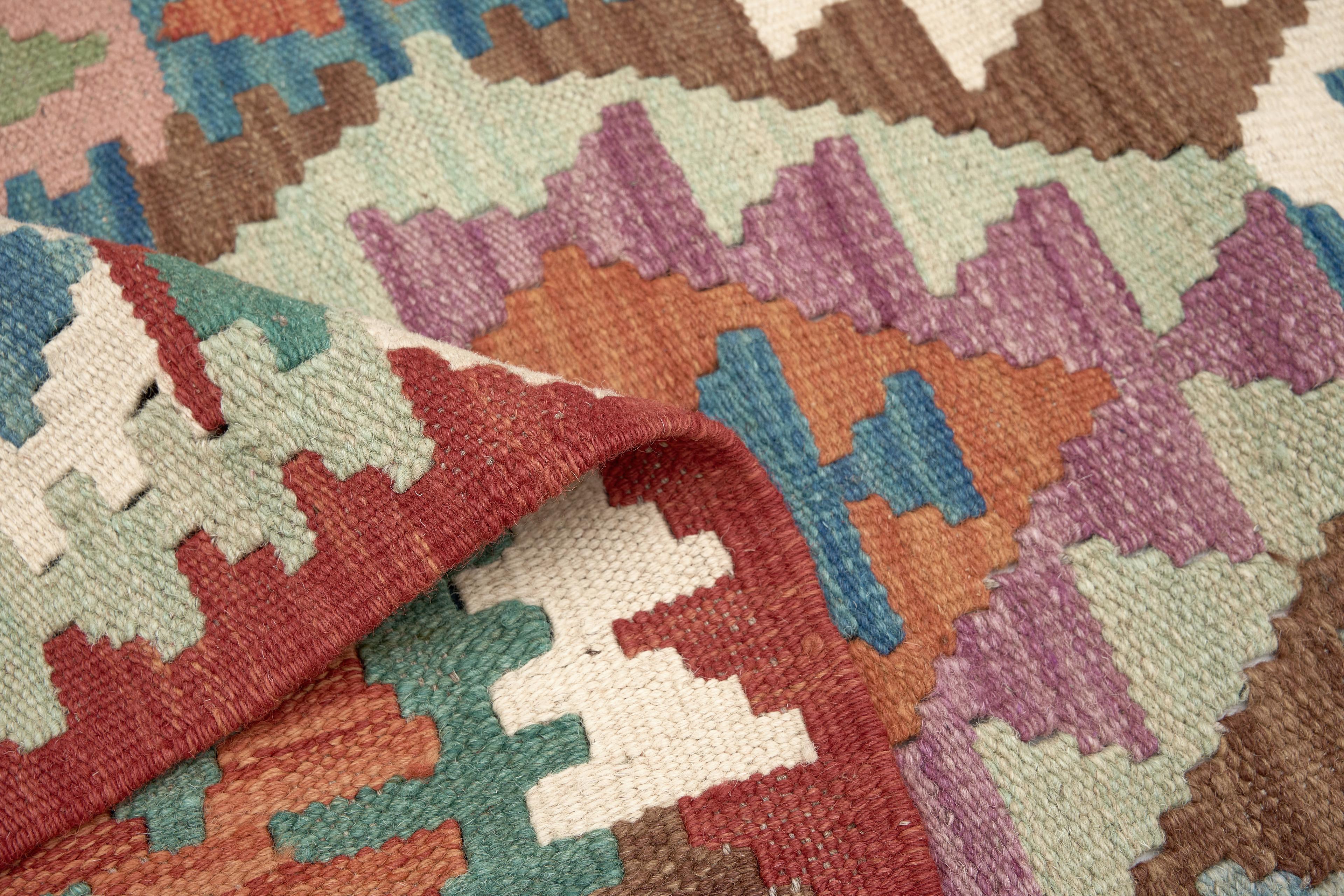 Teachers Carpet Hand Woven Insaaf Kilim ÖDIK472