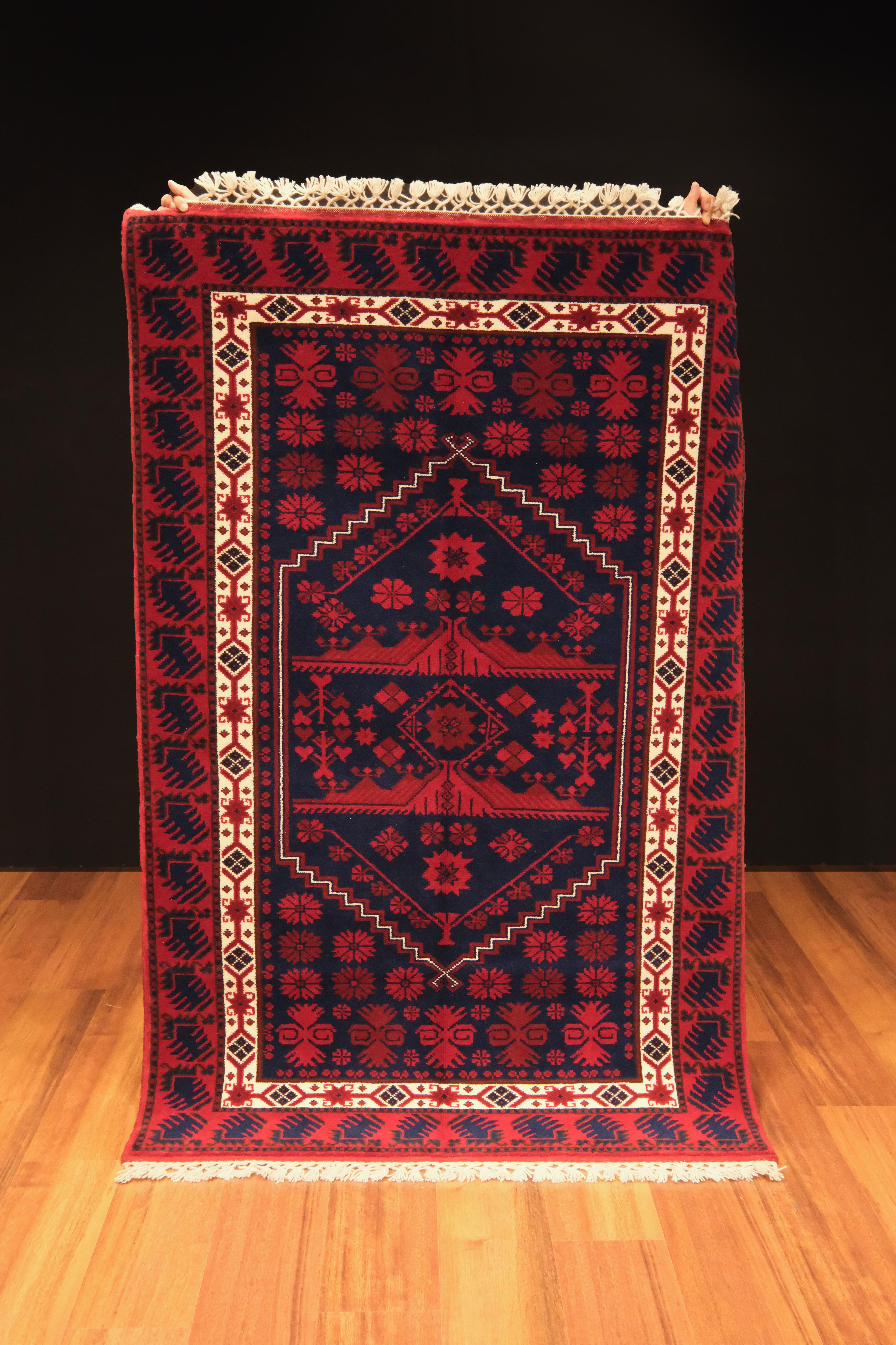 Öğretmenler Carpet Hand-Woven Yağcı Bedir Carpet 126x194