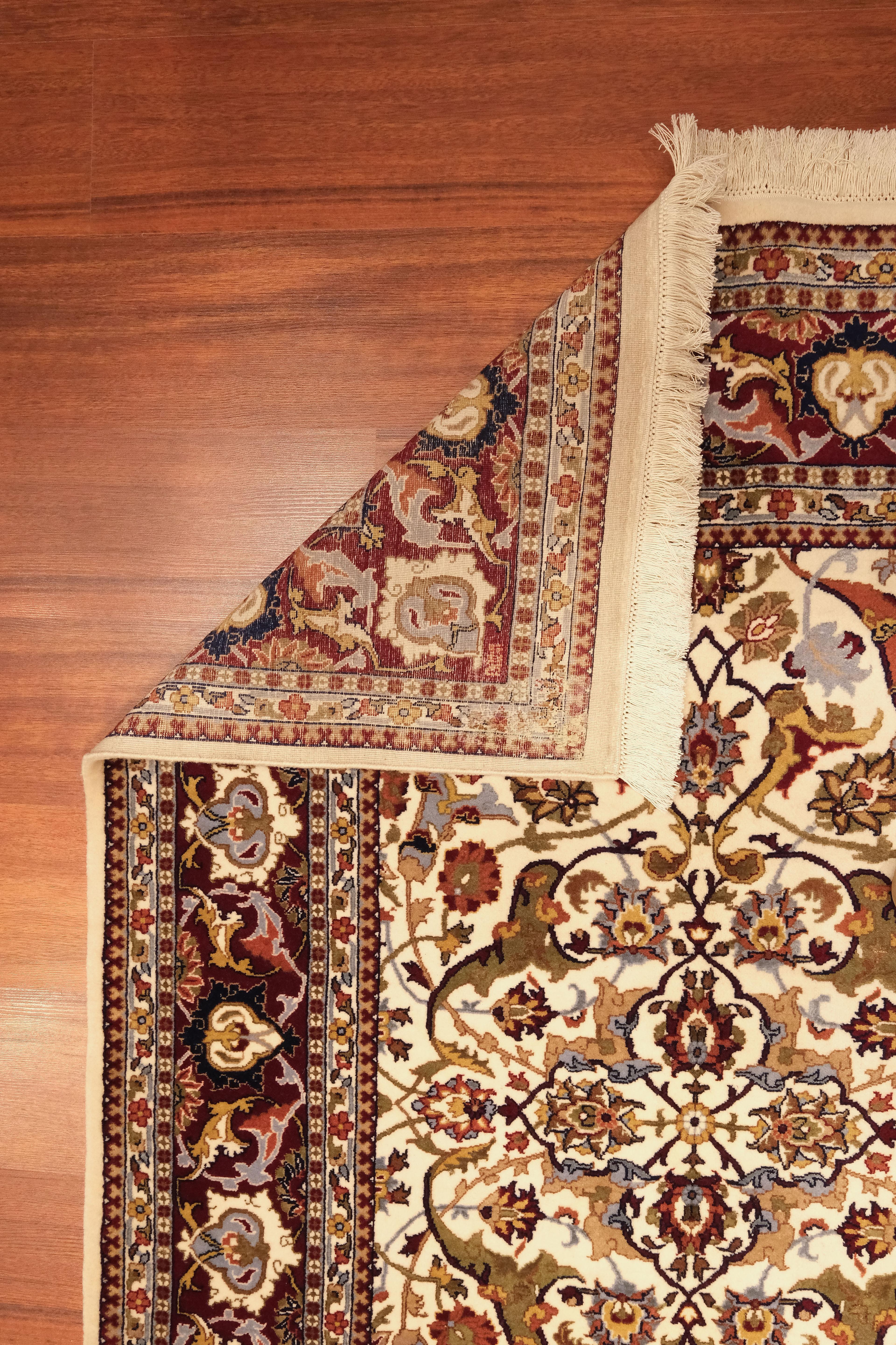 Öğretmenler Carpet Hand Woven Oriental Hereke Carpet 7677Ç