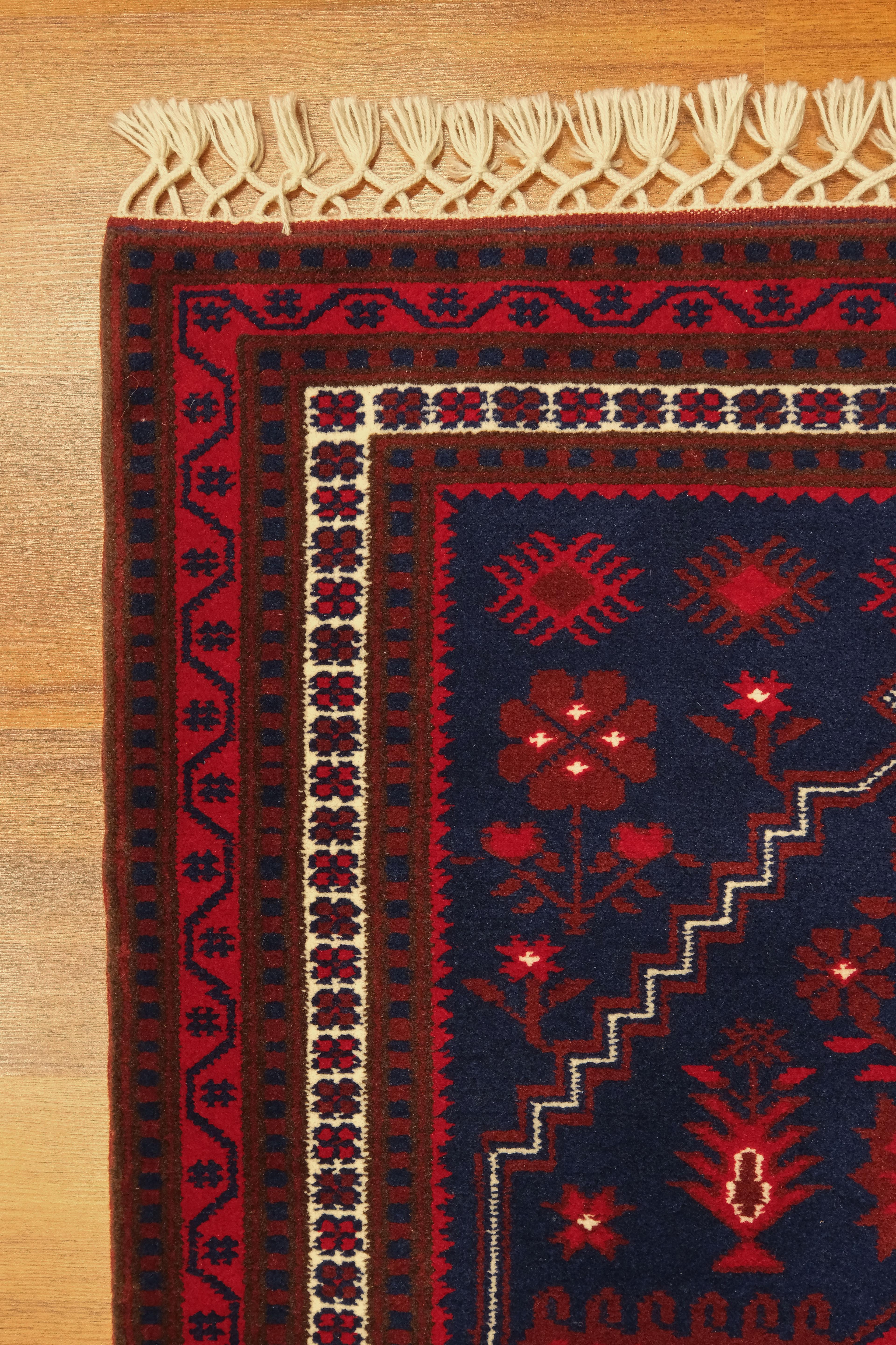 Öğretmenler Carpet Hand-Woven Yağcı Bedir Carpet 5952