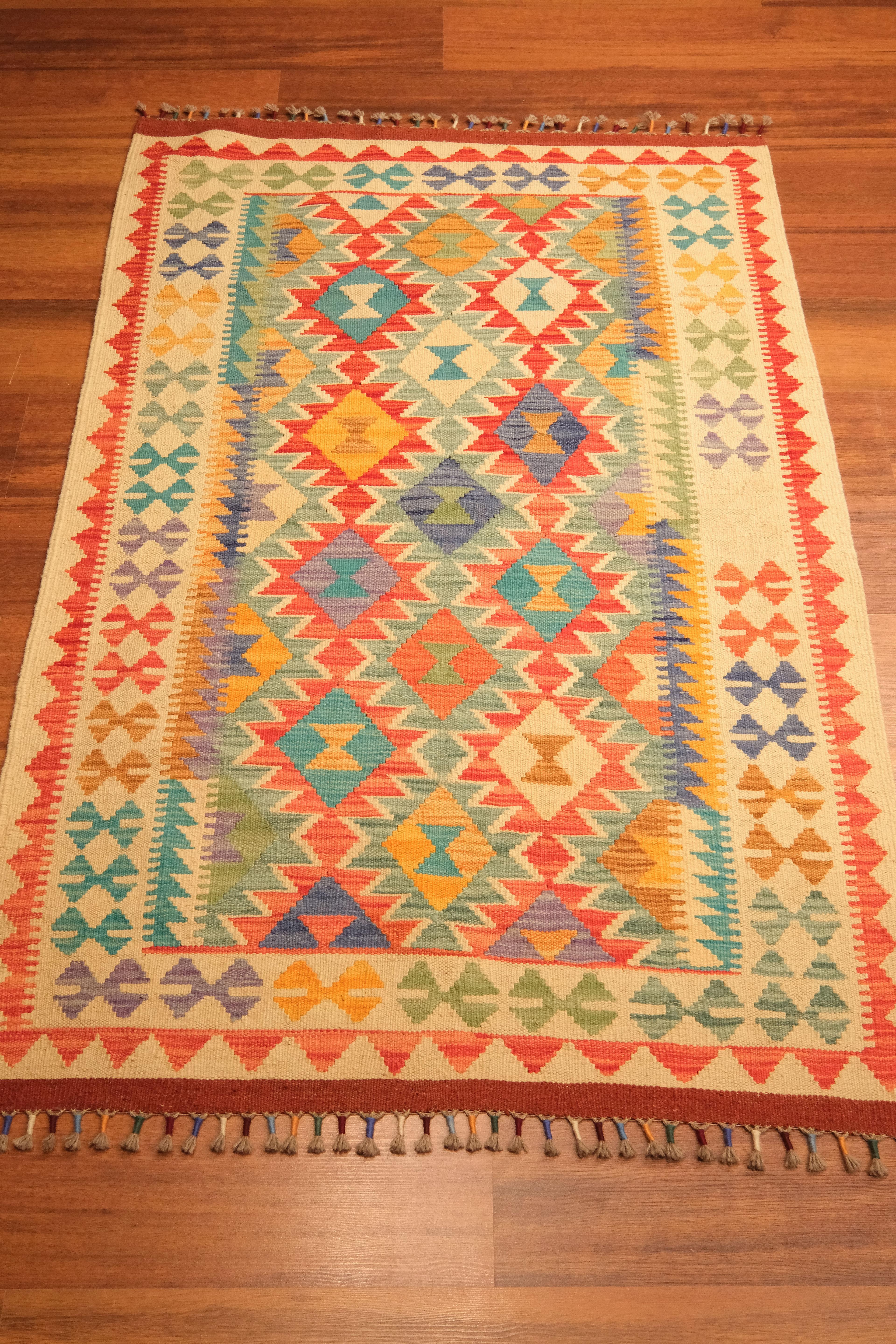 Öğretmenler Halı El Dokuma Kilim 7566