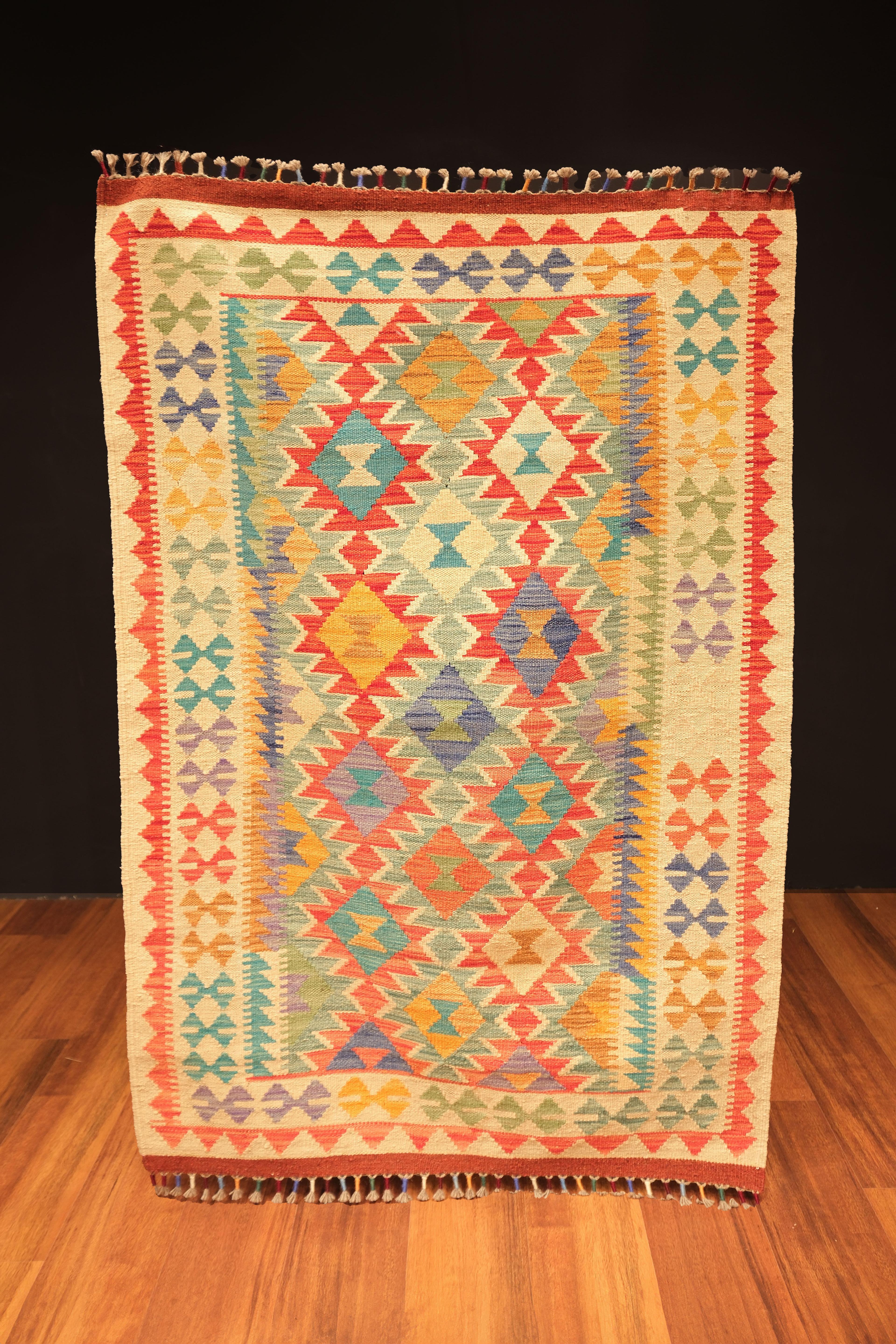 Öğretmenler Halı El Dokuma Kilim 7566