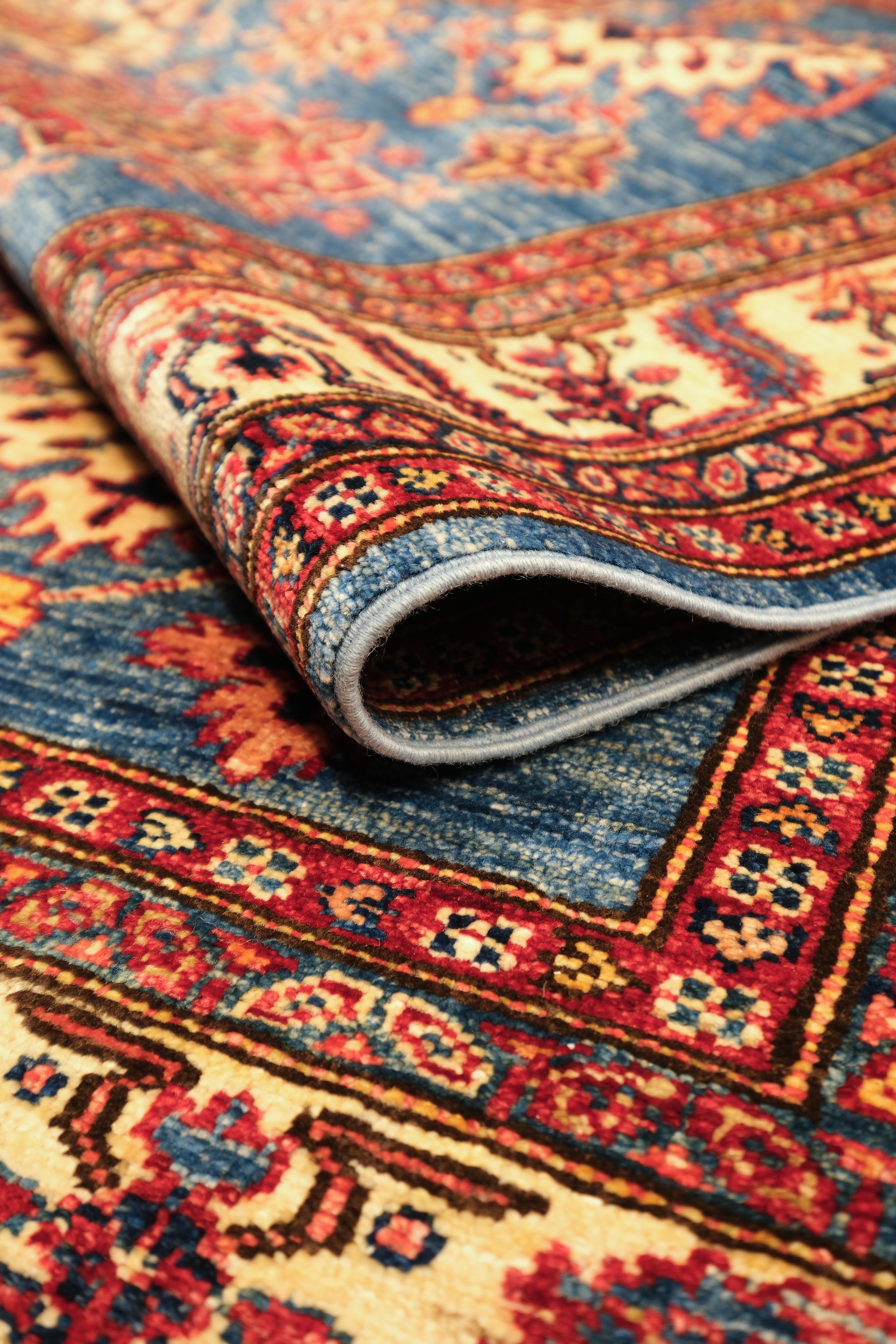 Öğretmenler Carpet Hand Woven Shirvan Carpet 1639