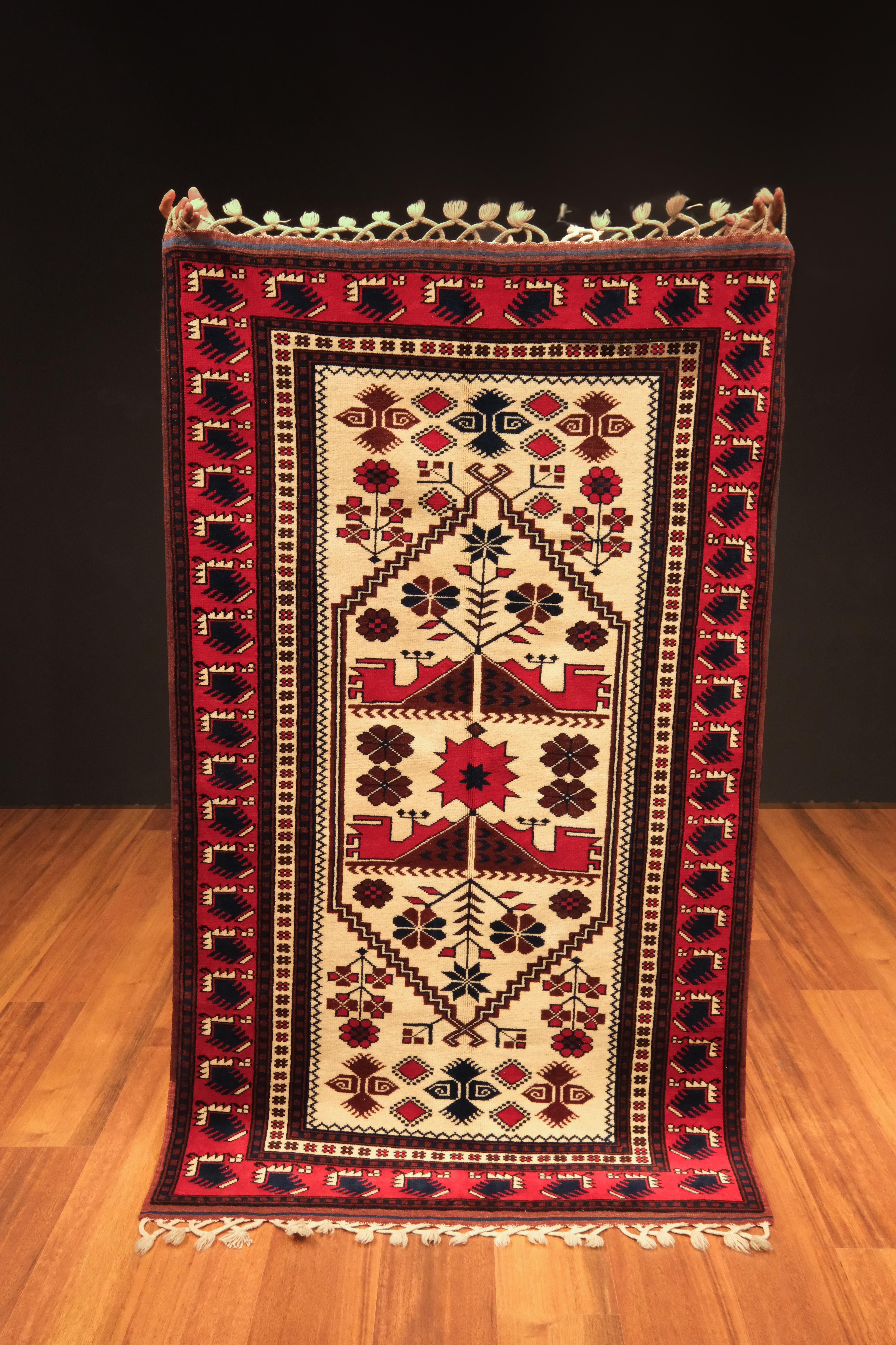 Öğretmenler Carpet Hand-Woven Yağcı Bedir Carpet 7984