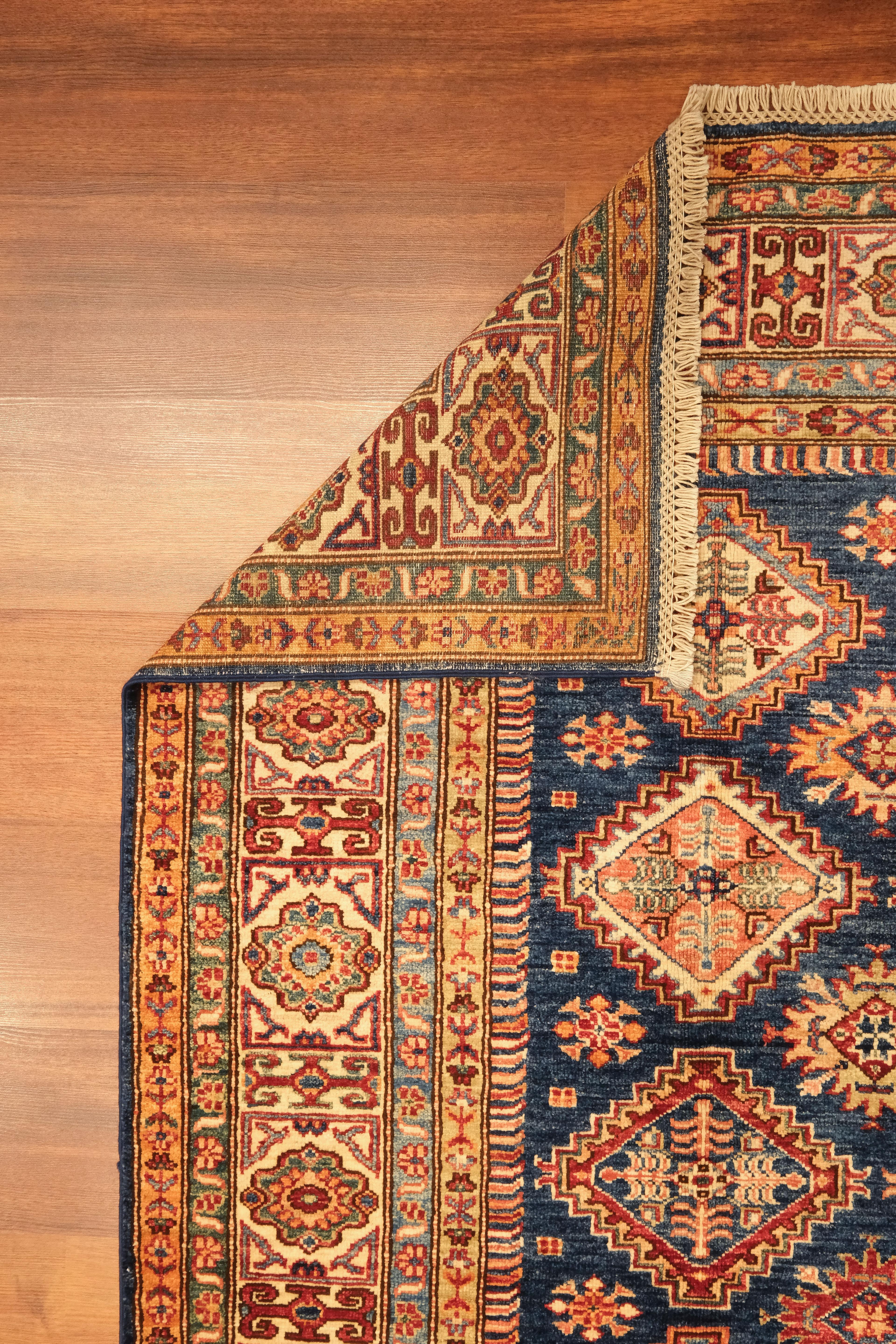 Öğretmenler Carpet Hand Woven Şirvan Carpet 9097