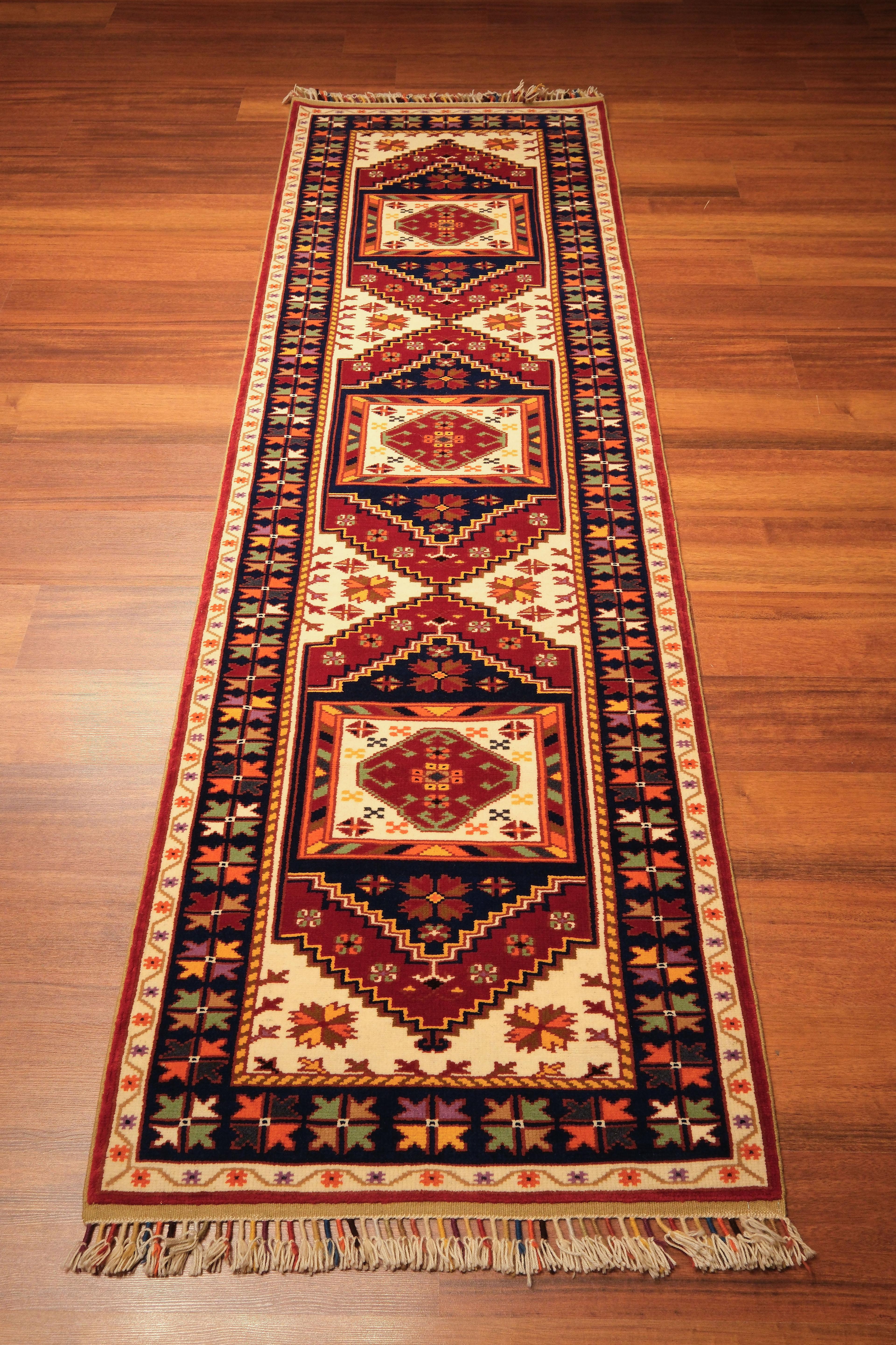 Öğretmenler Carpet Hand Woven Plain Yuntdağ 1052