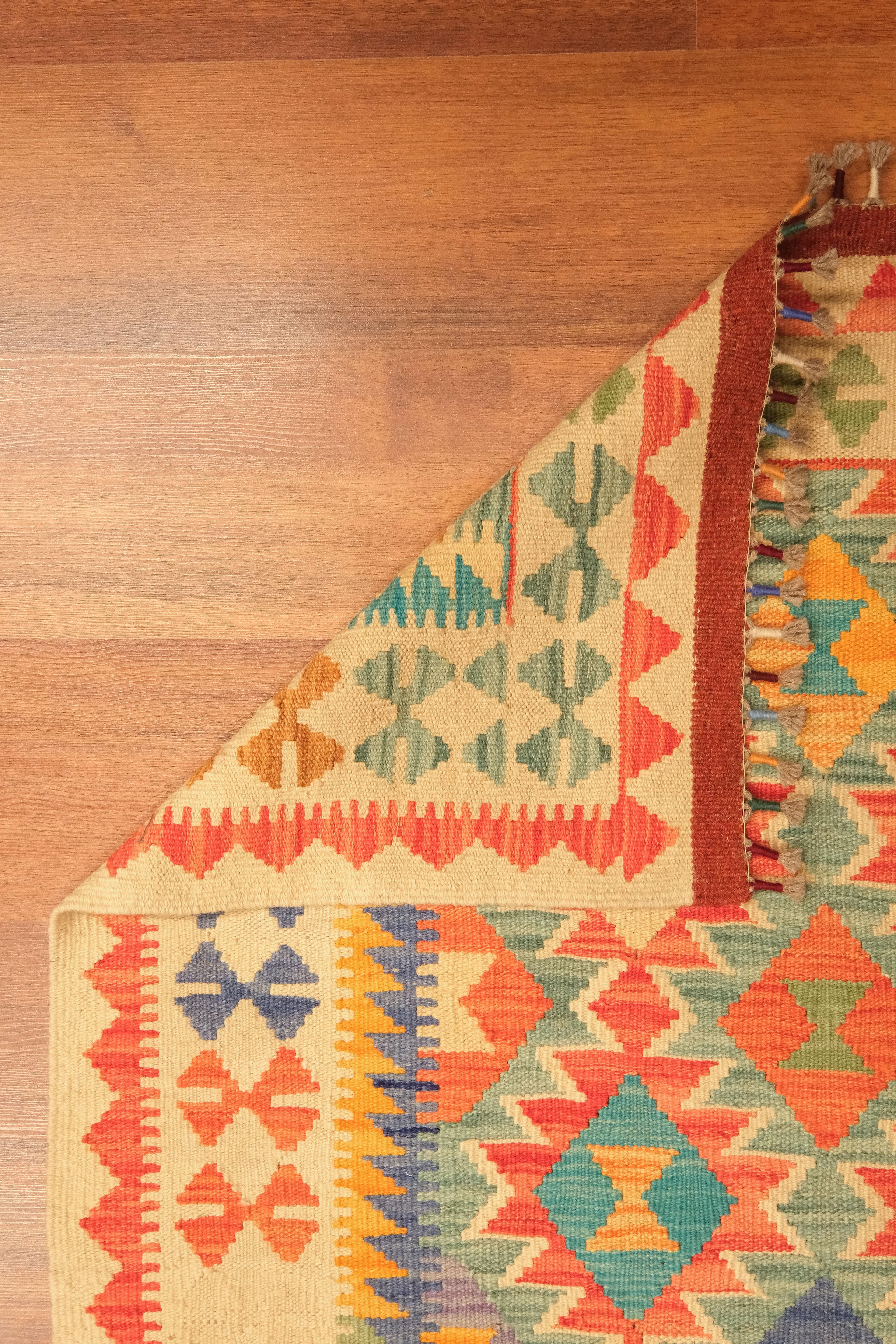 Öğretmenler Halı El Dokuma Kilim 7566