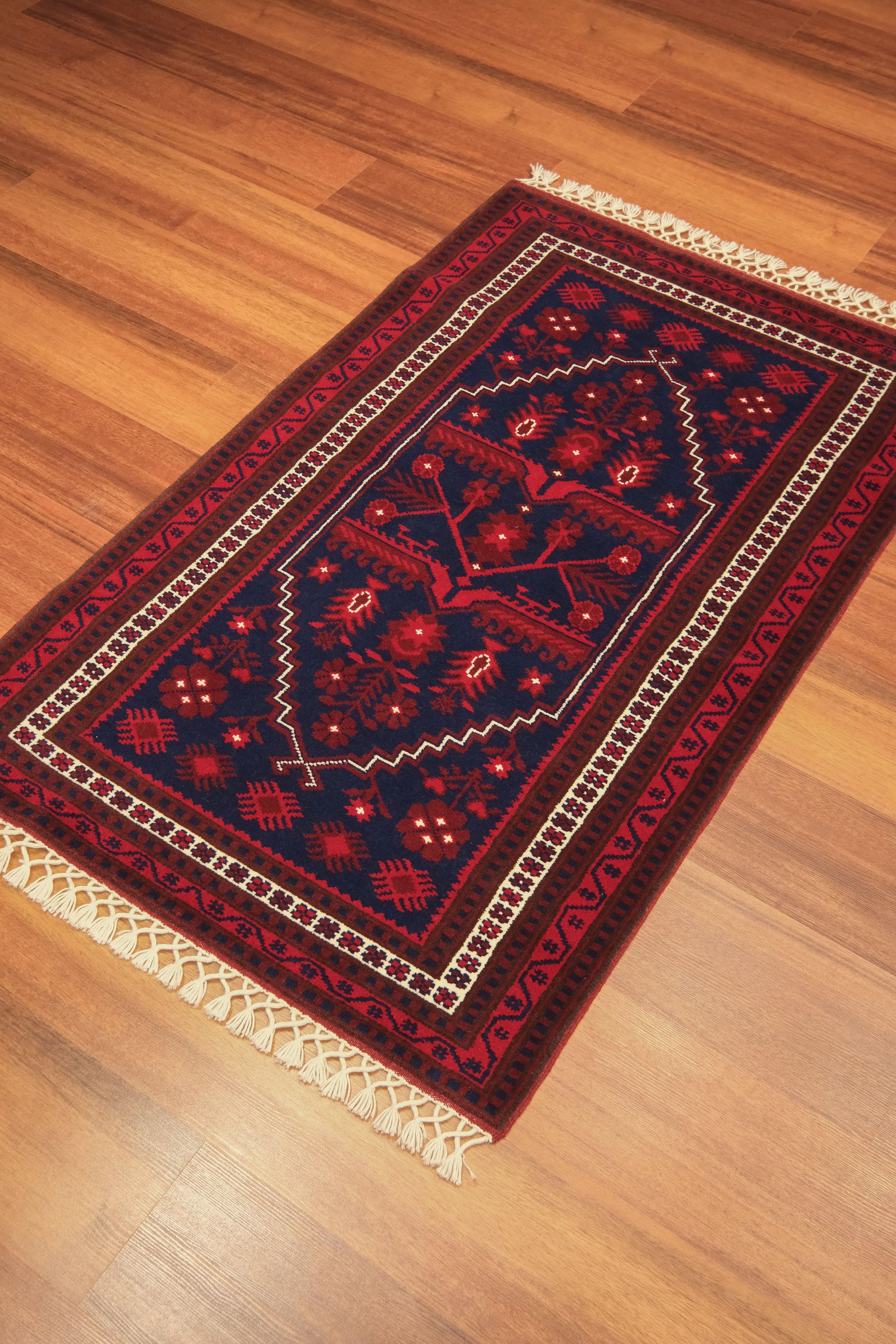 Öğretmenler Carpet Hand-Woven Yağcı Bedir Carpet 5969