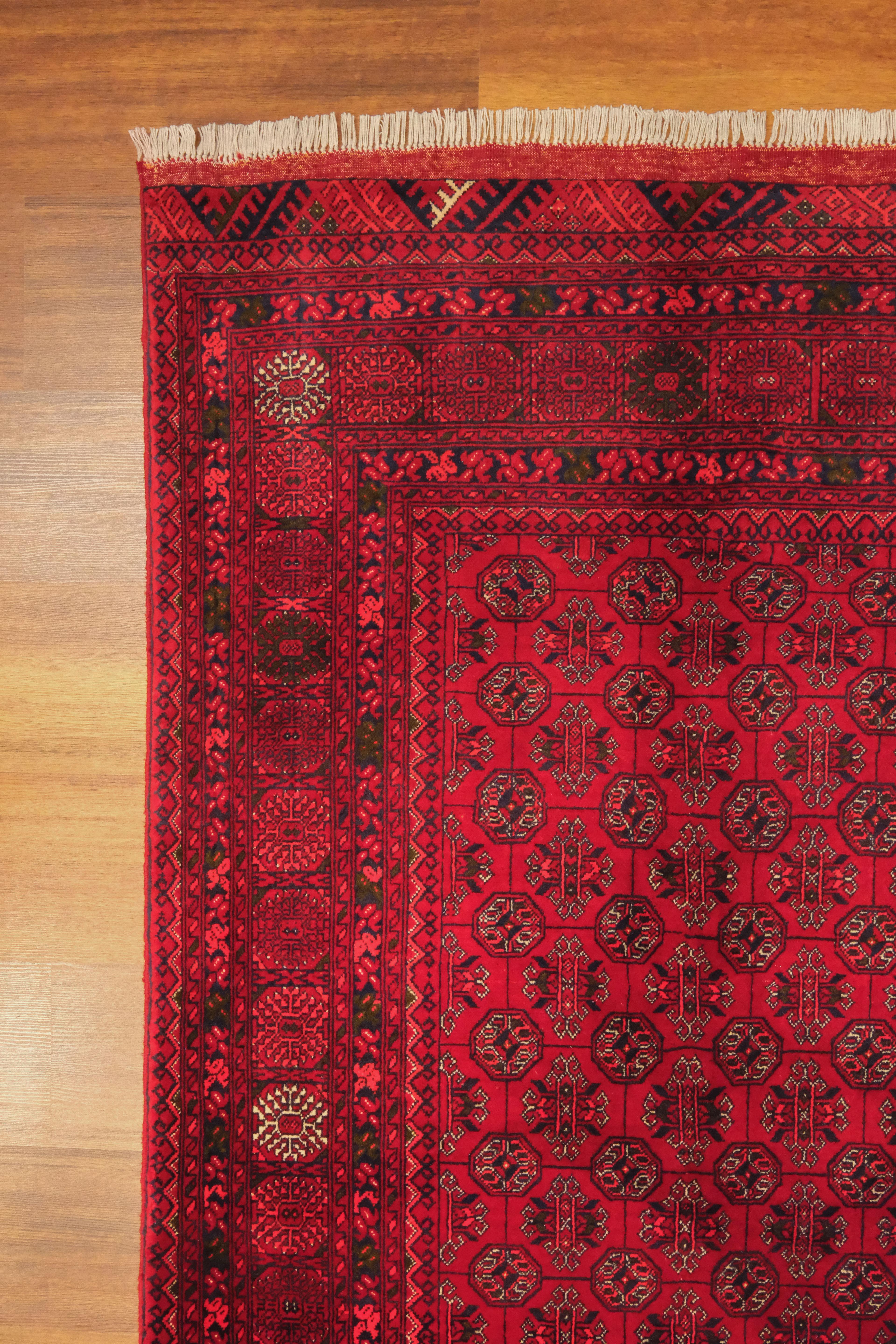 Öğretmenler Carpet Hand Woven Tegap Bukhara Rug 5640