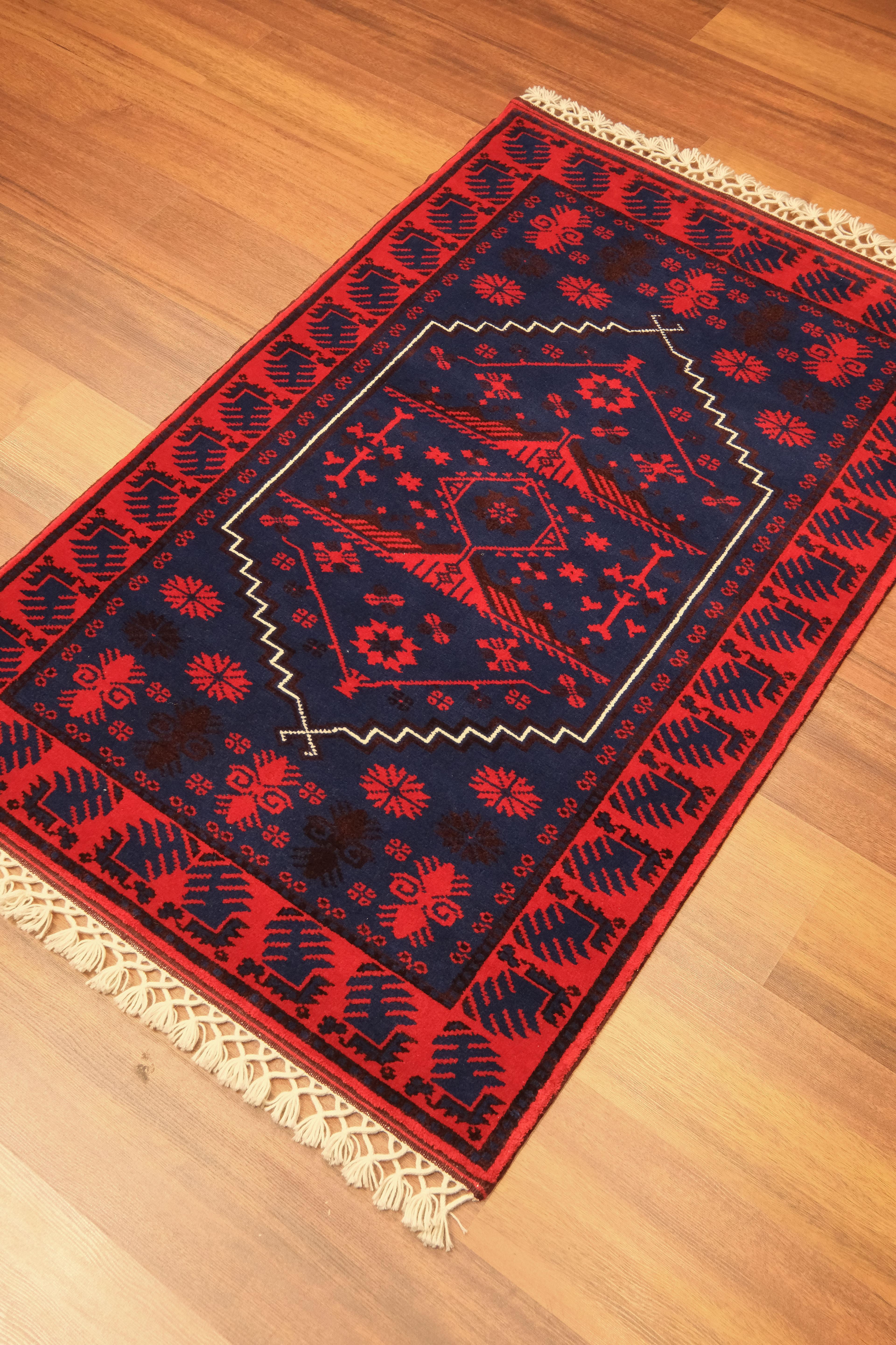 Öğretmenler Carpet Hand-Woven Yağcı Bedir Carpet 4533