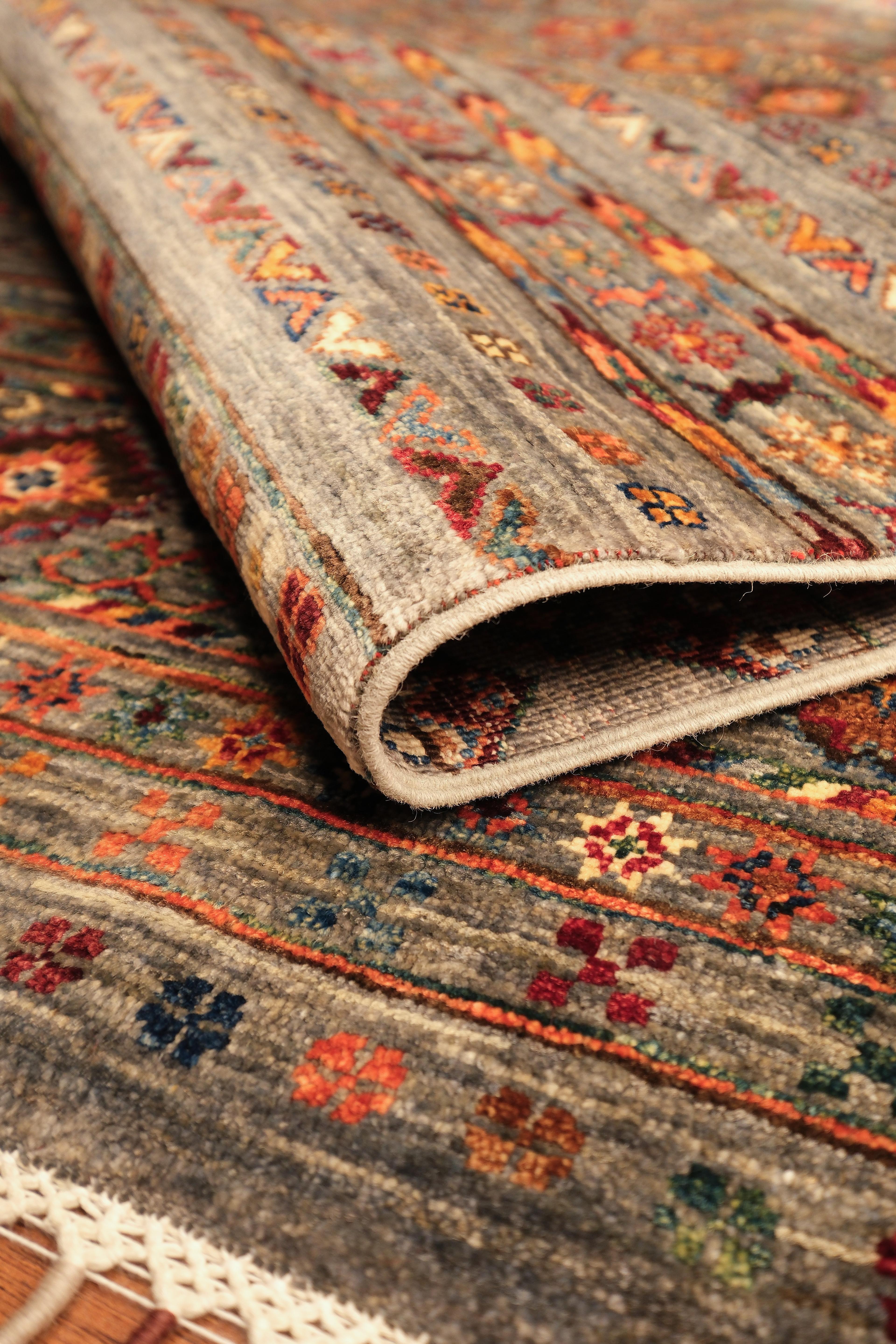 Öğretmenler Carpet Hand-Woven Bakhtiari 8397