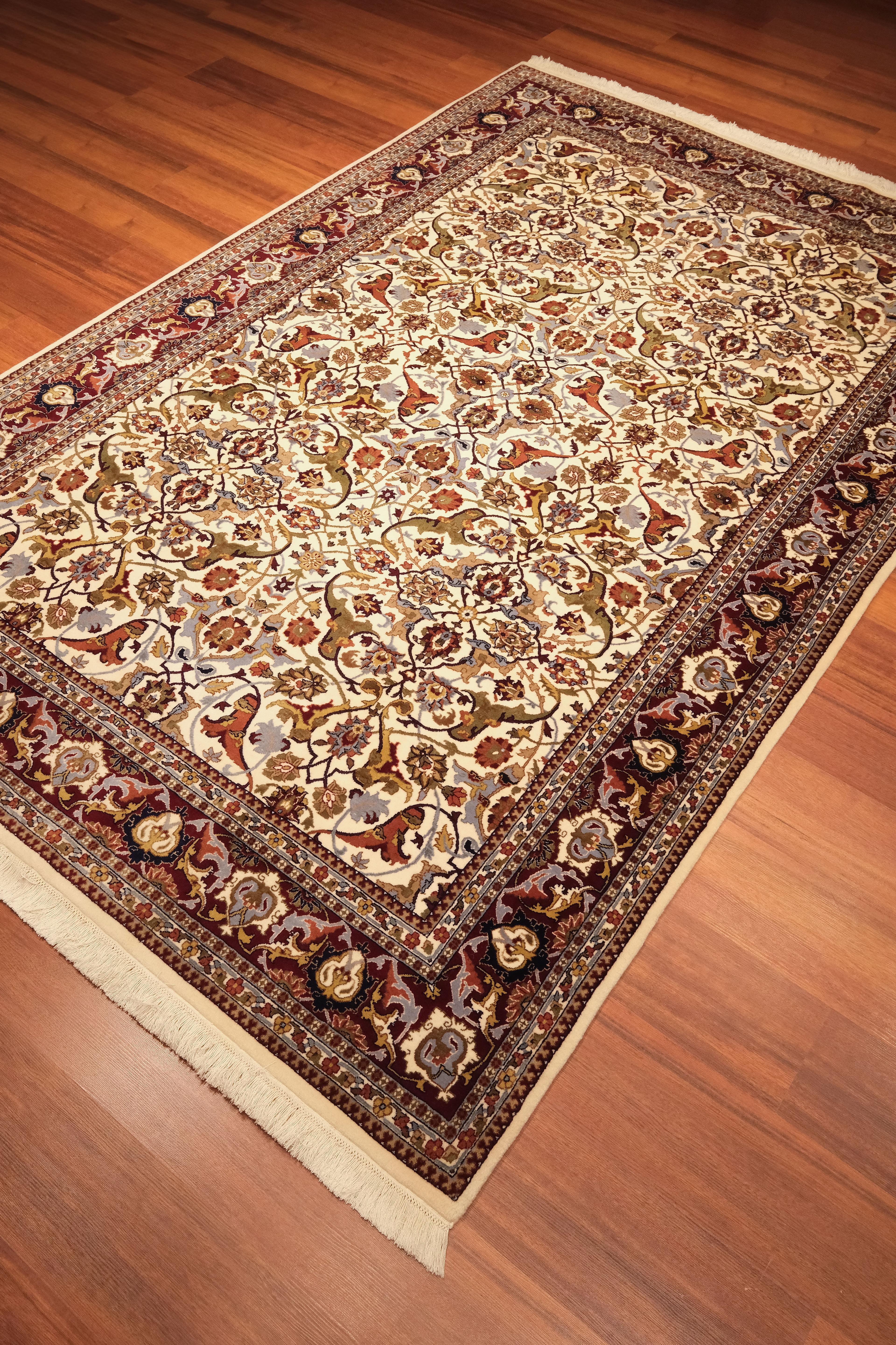 Öğretmenler Carpet Hand Woven Oriental Hereke Carpet 7677Ç