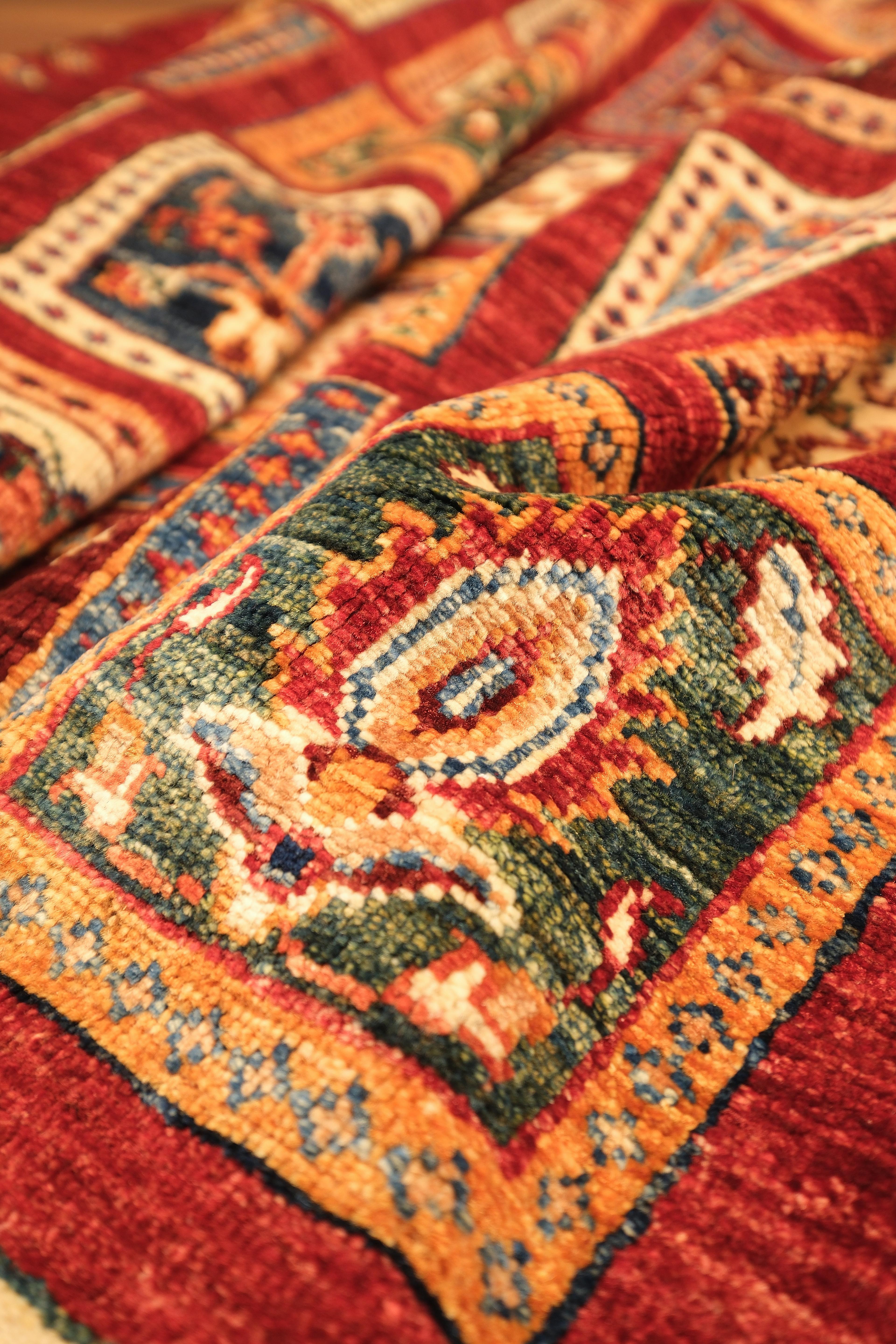 Öğretmenler Carpet Hand-Woven Bakhtiari 8669C