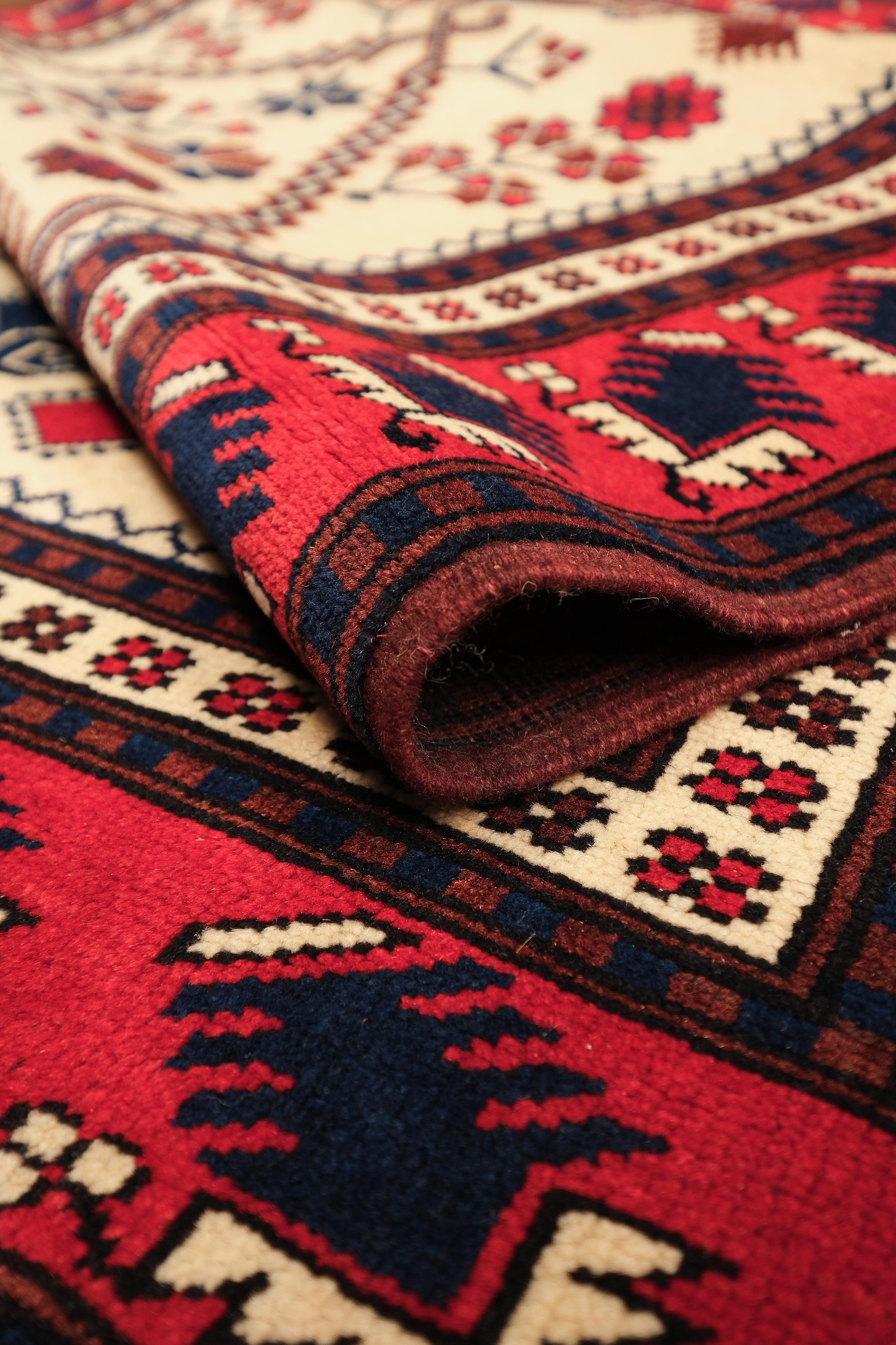 Öğretmenler Carpet Hand-Woven Yağcı Bedir Carpet 7984