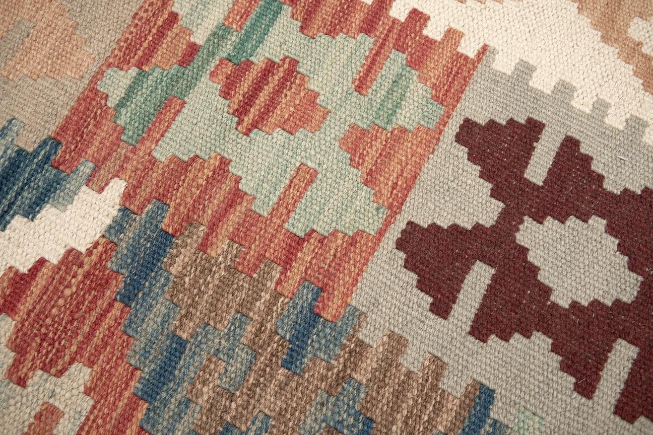 Teachers Carpet Hand Woven Insaaf Kilim ÖDIK461