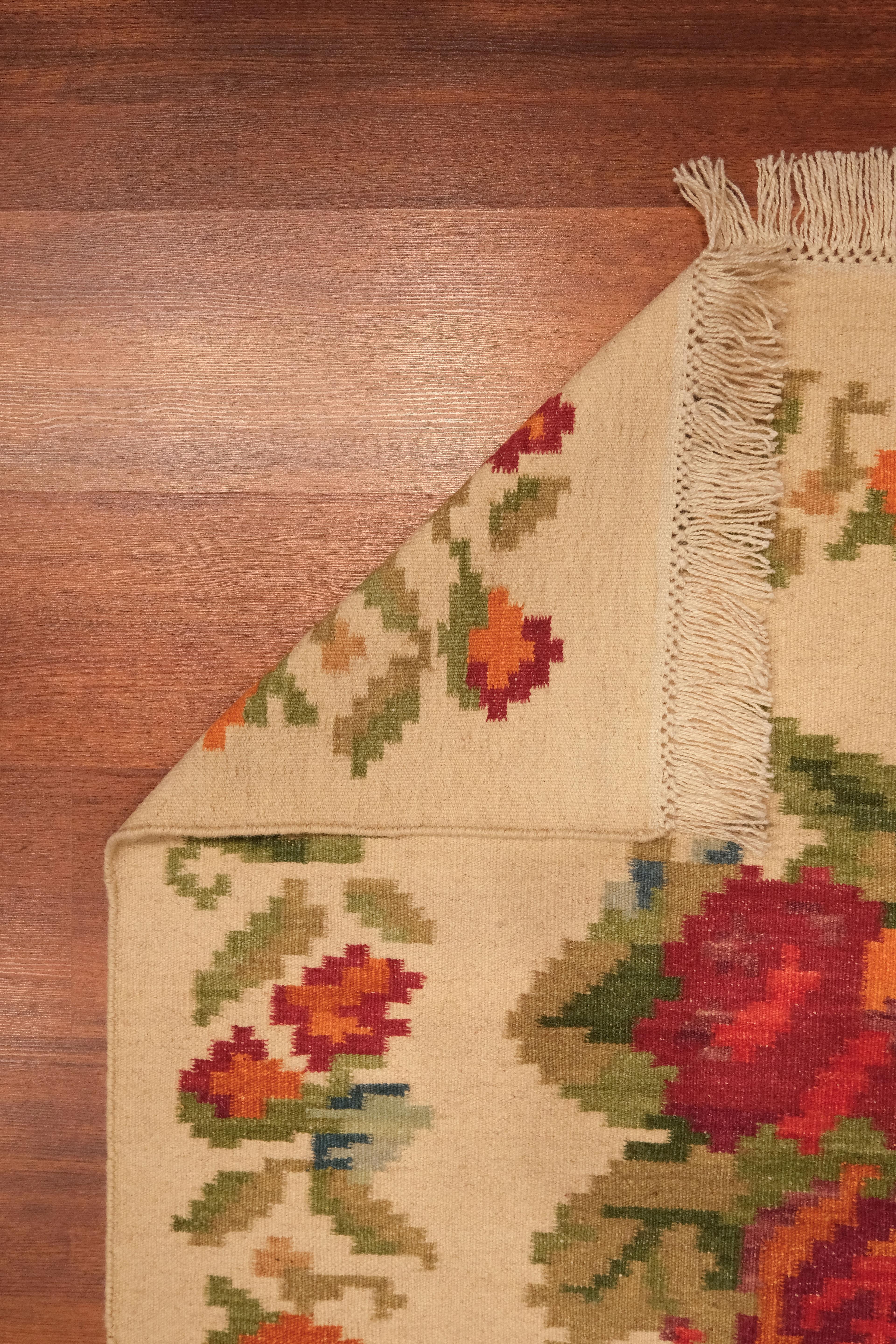 Öğretmenler Halı El Dokuma Karabağ Kilim 8247