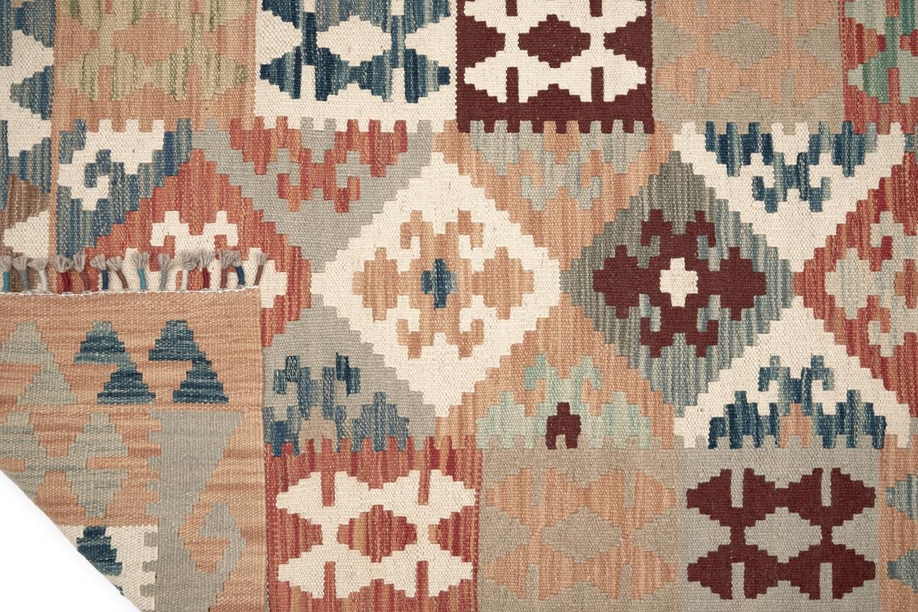 Teachers Carpet Hand Woven Insaaf Kilim ÖDIK461