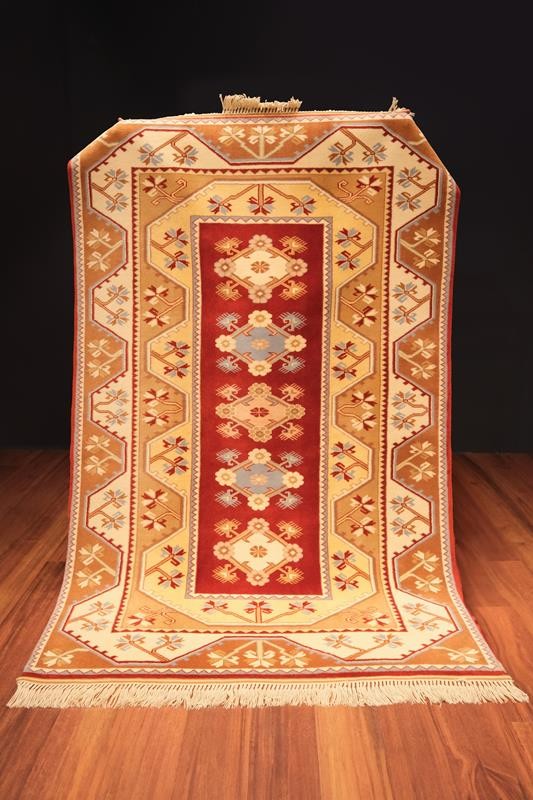 Öğretmenler Carpet Hand Woven Milas Rug 6402